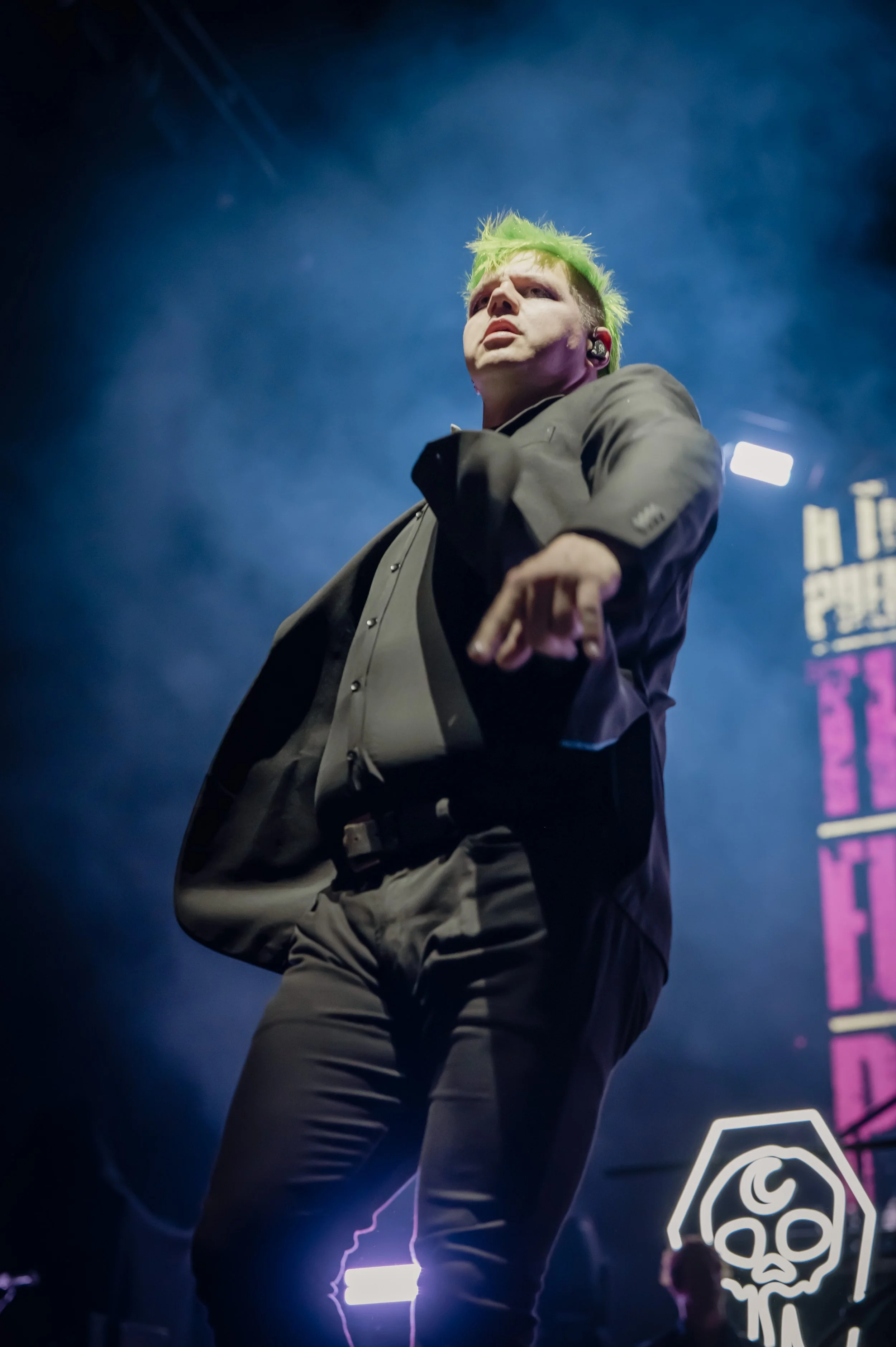 The Funeral Portrait_0036_70-200.jpg