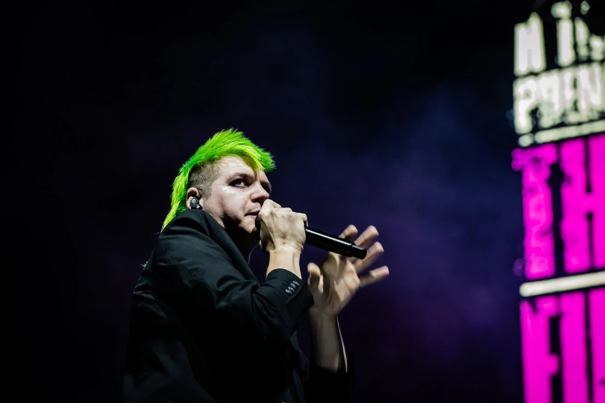 The Funeral Portrait_0064_70-200.jpg