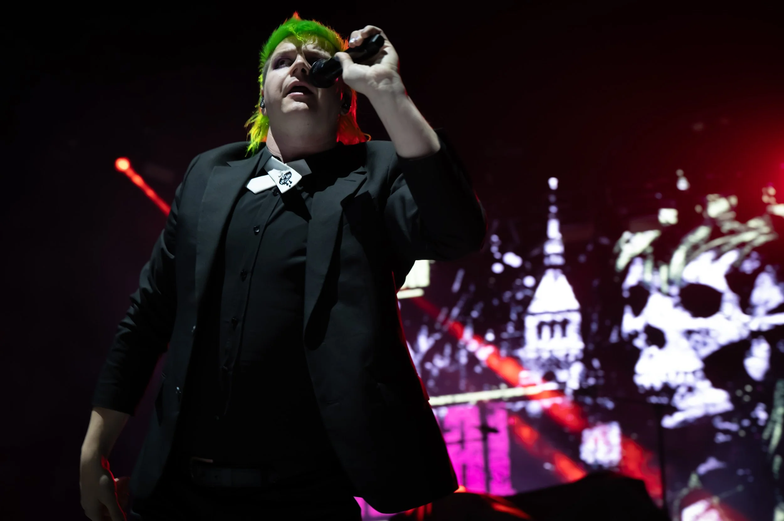 The Funeral Portrait_0081_70-200.jpg