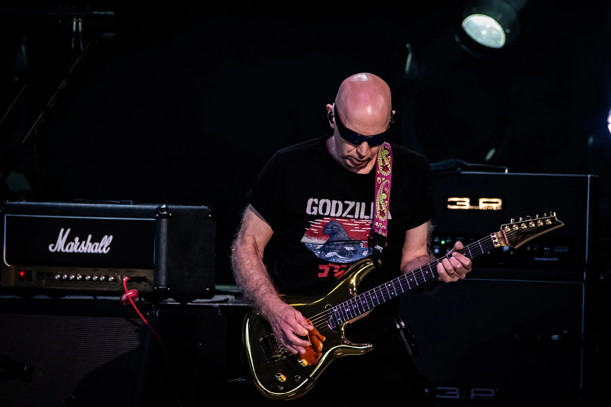 Sammy Hagar_0177_150-600.jpg