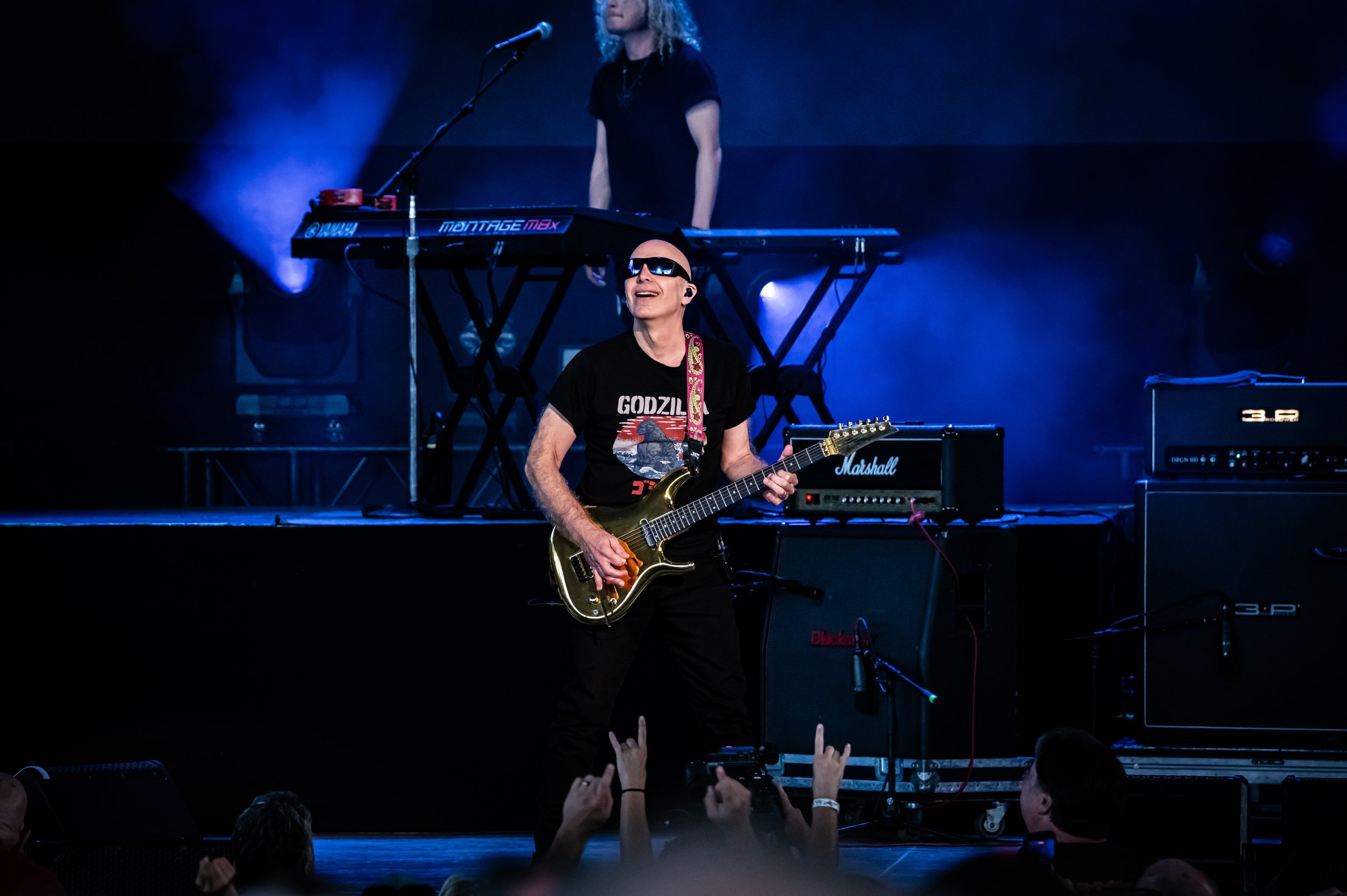 Sammy Hagar_0186_150-600.jpg