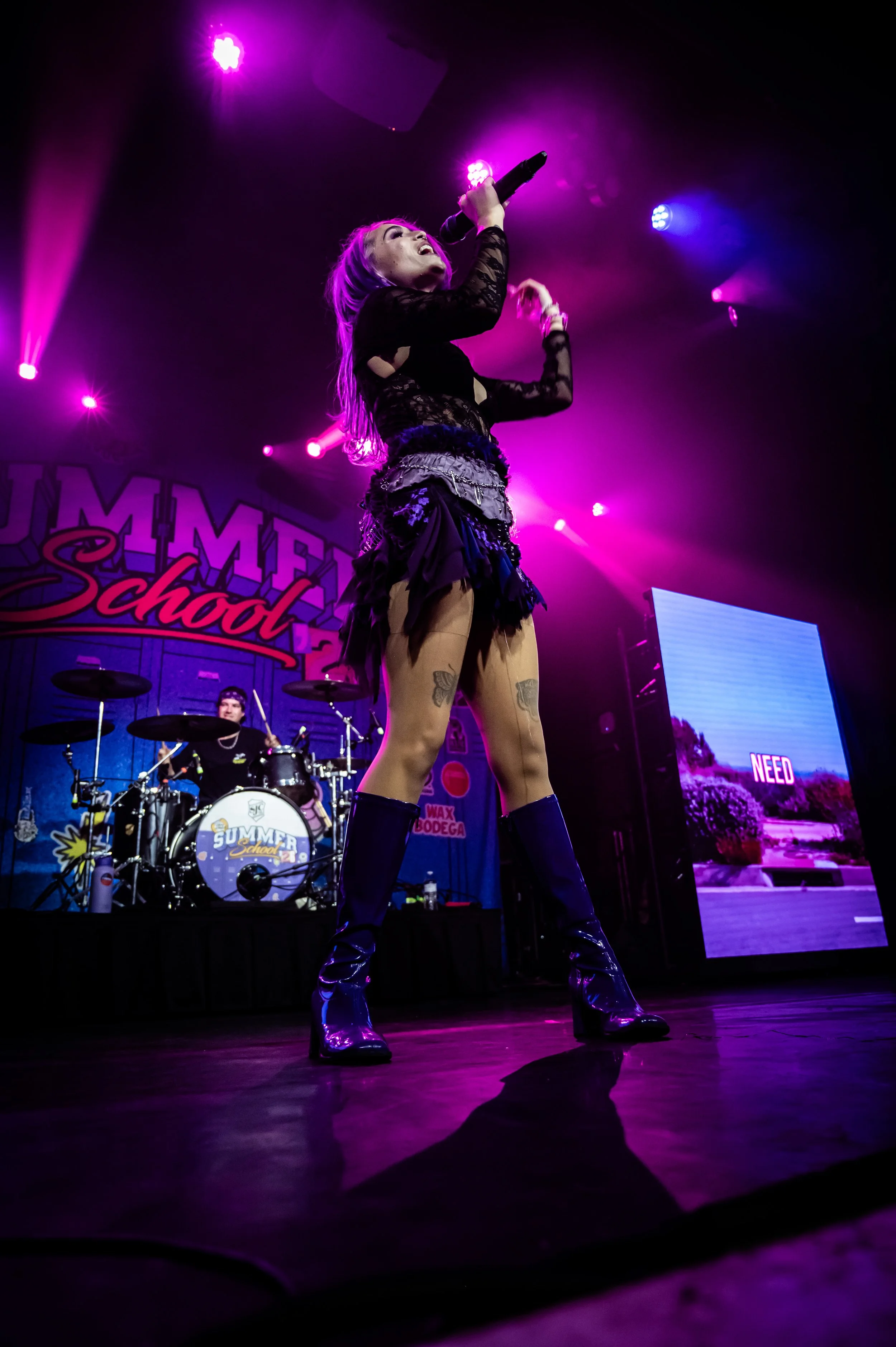 Honey Revenge_0357_24-70.jpg