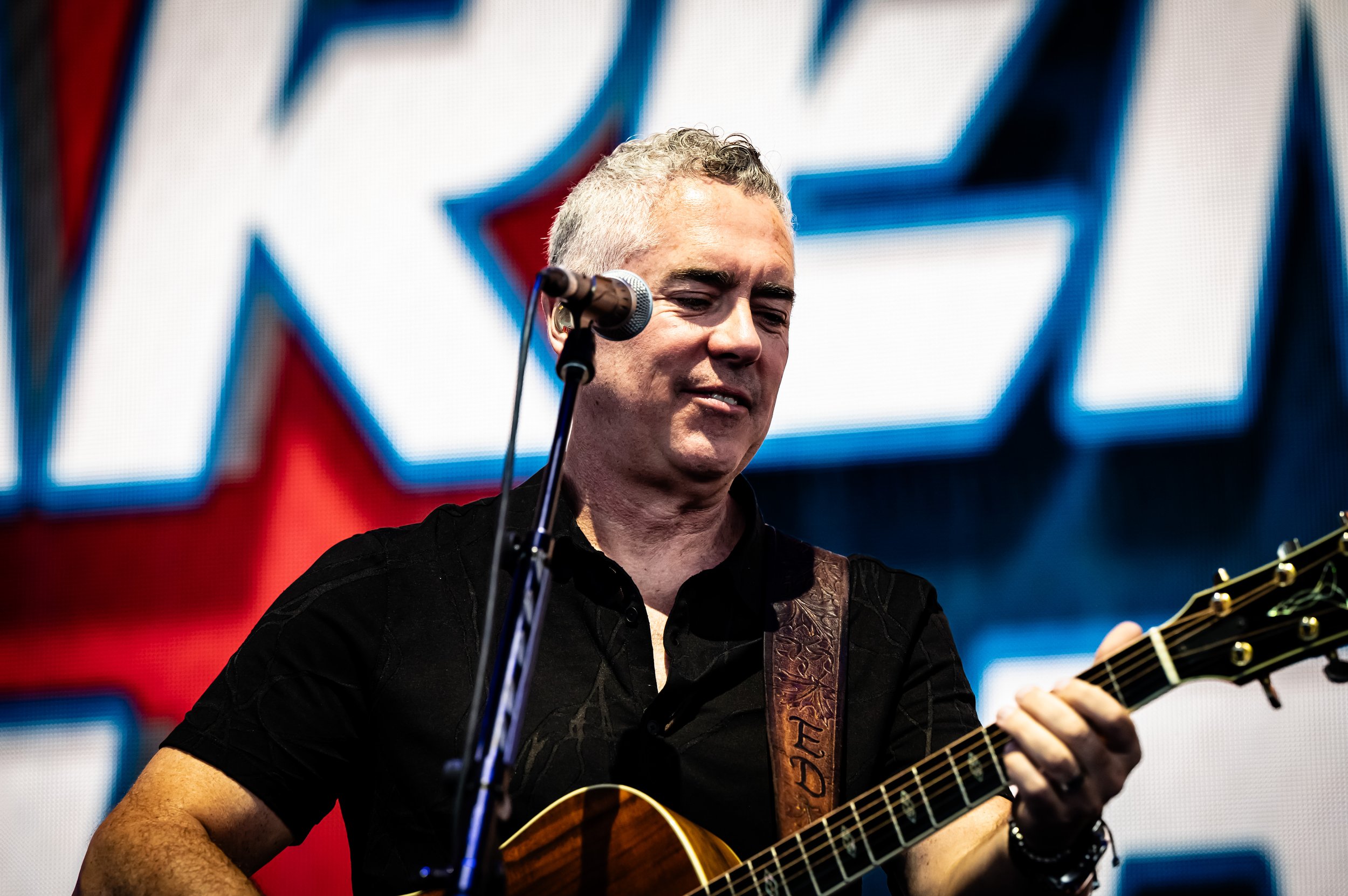 Barenaked Ladies_0002_70-200.jpg