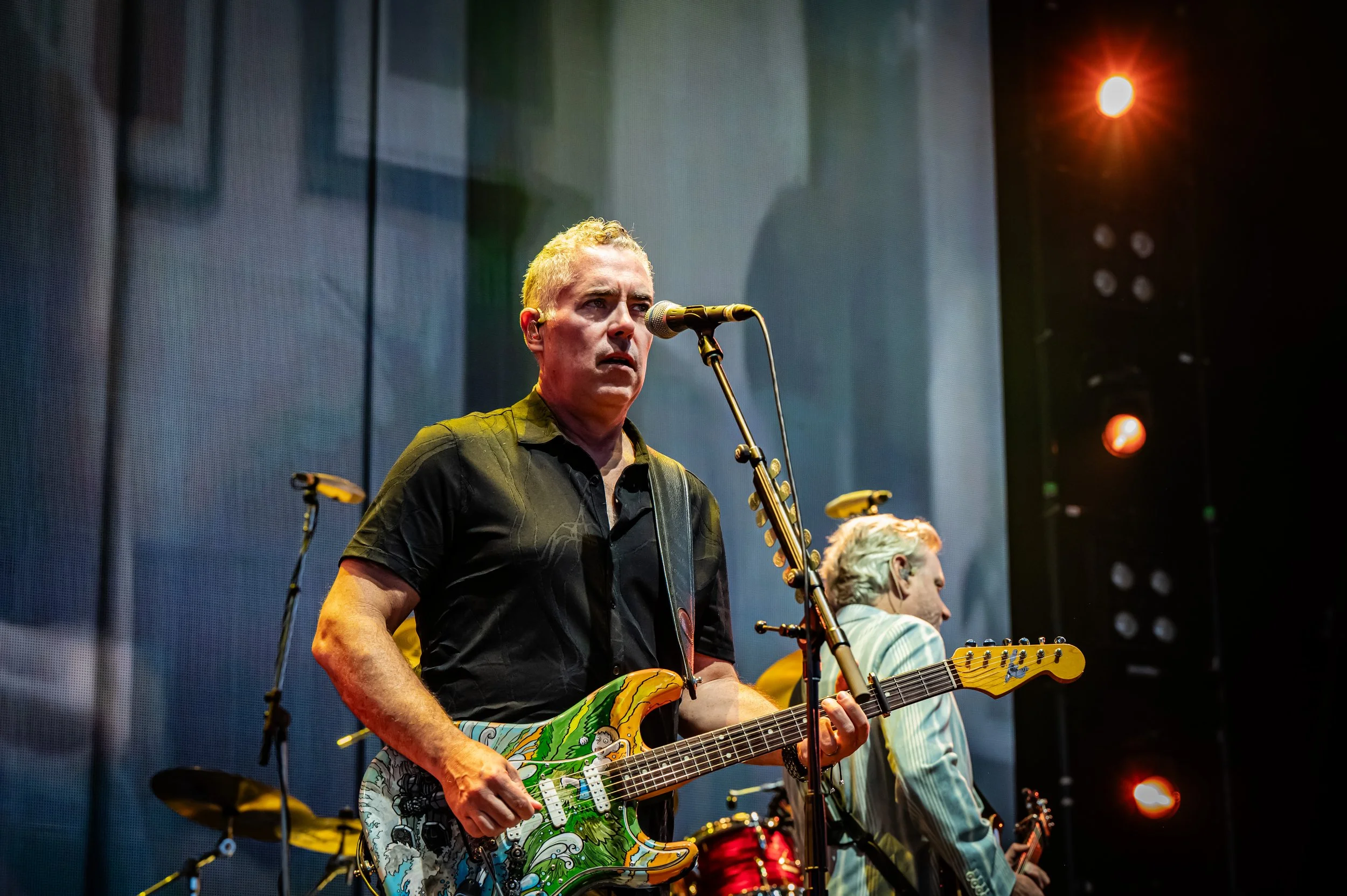 Barenaked Ladies_0122_70-200.jpg