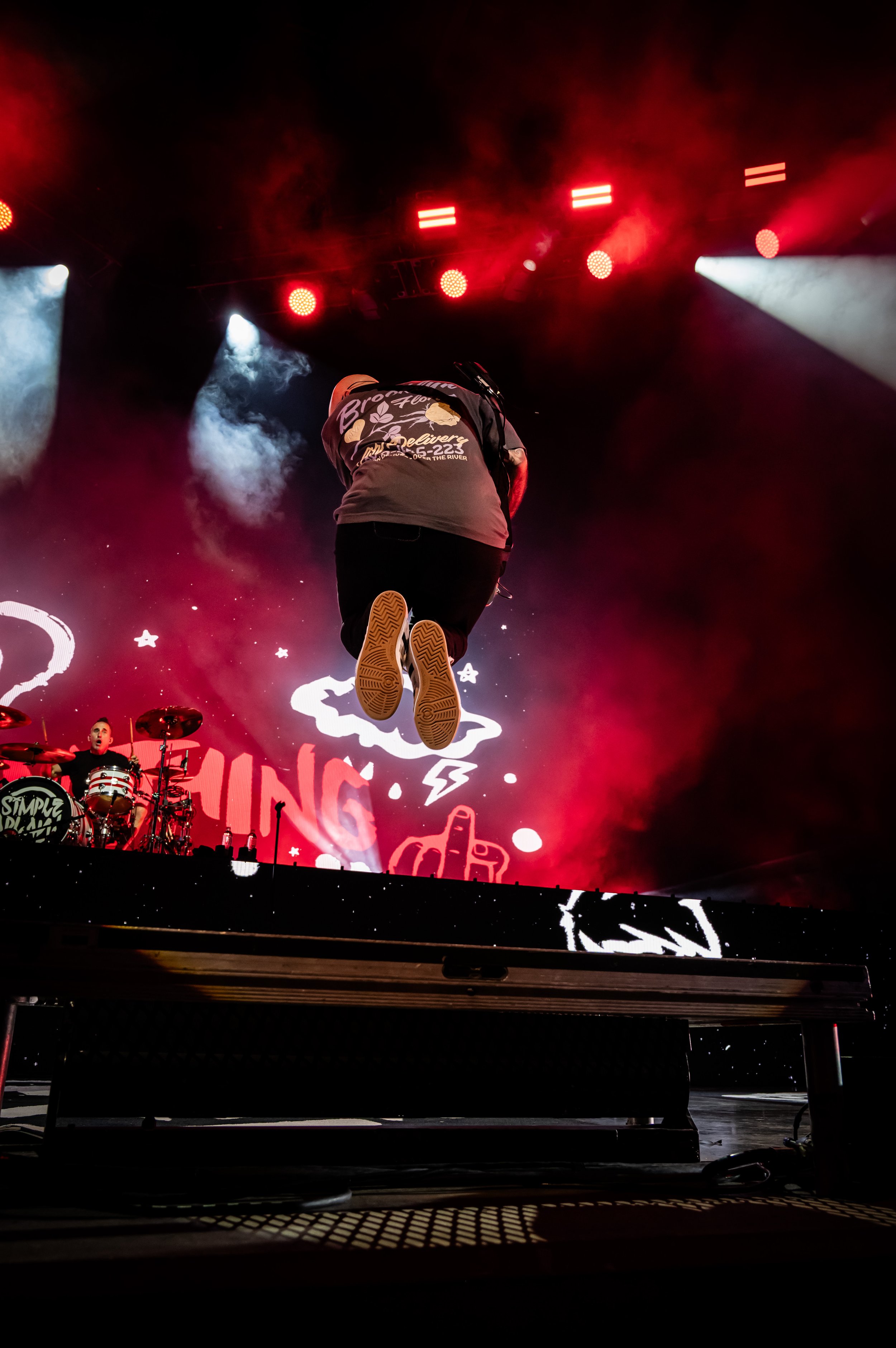 Simple Plan_0066_24-70.jpg