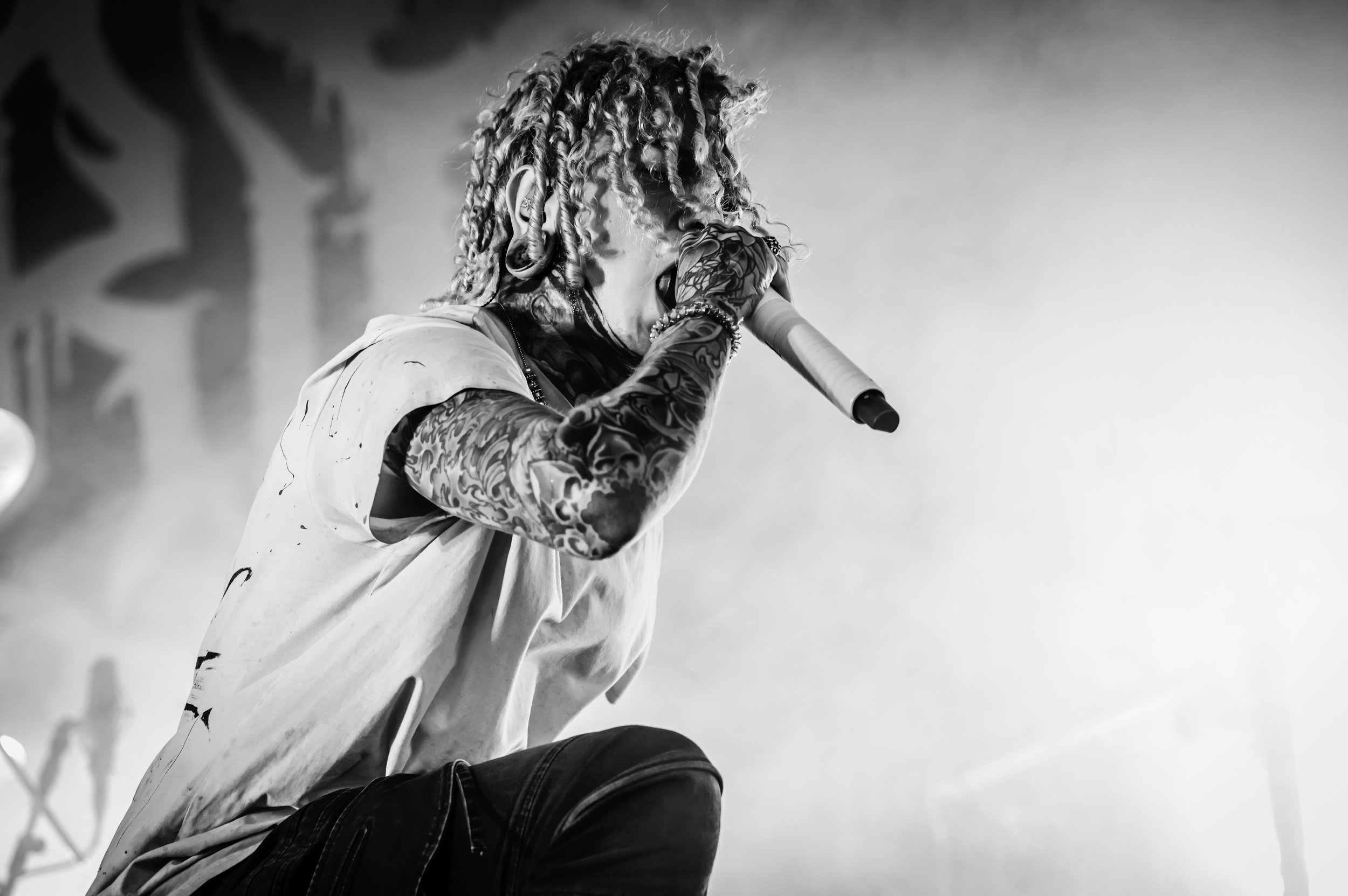 Lorna Shore_0208_70-200.jpg