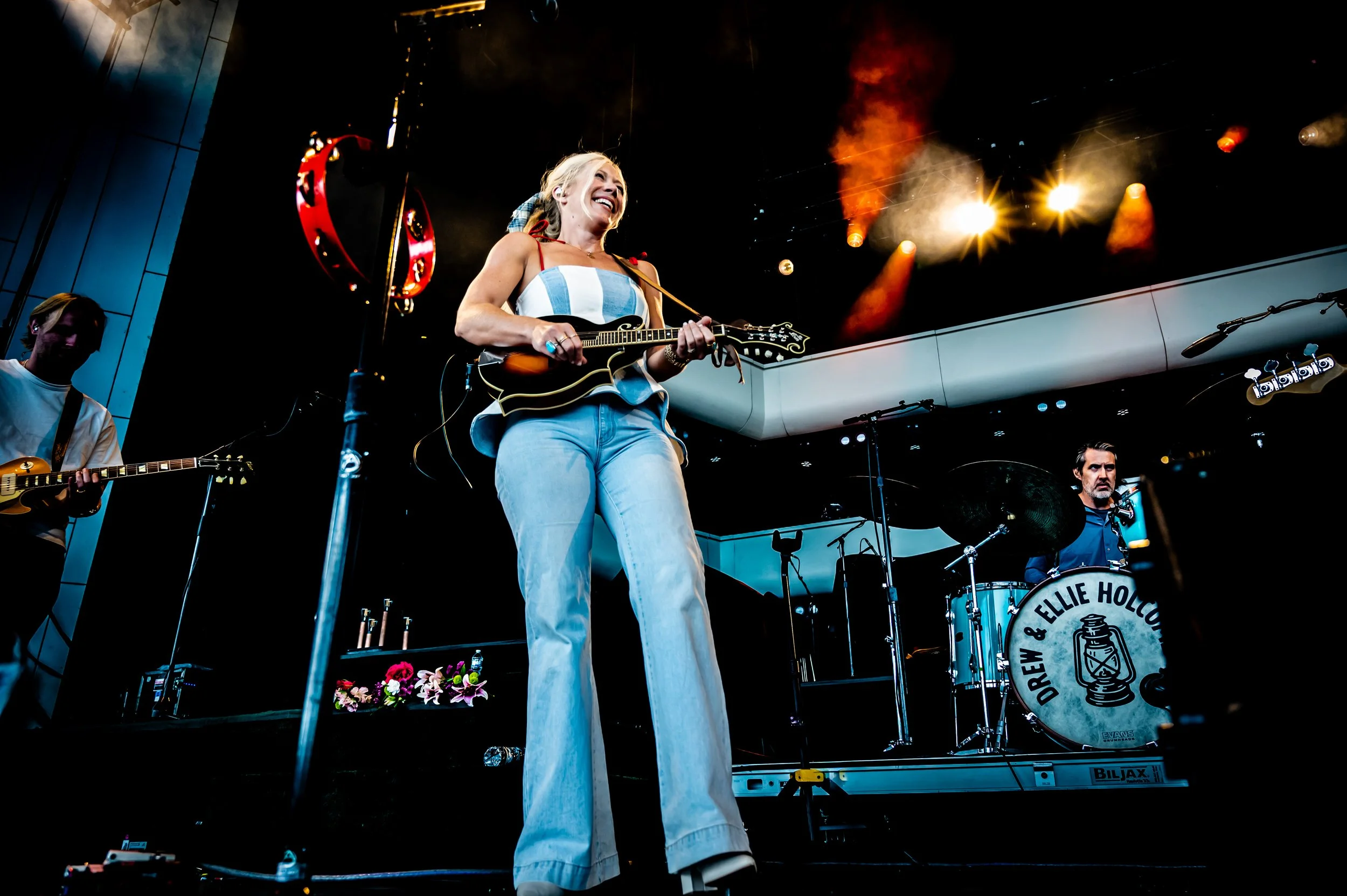 Drew & Ellie Holcomb_0071_24-70.jpg