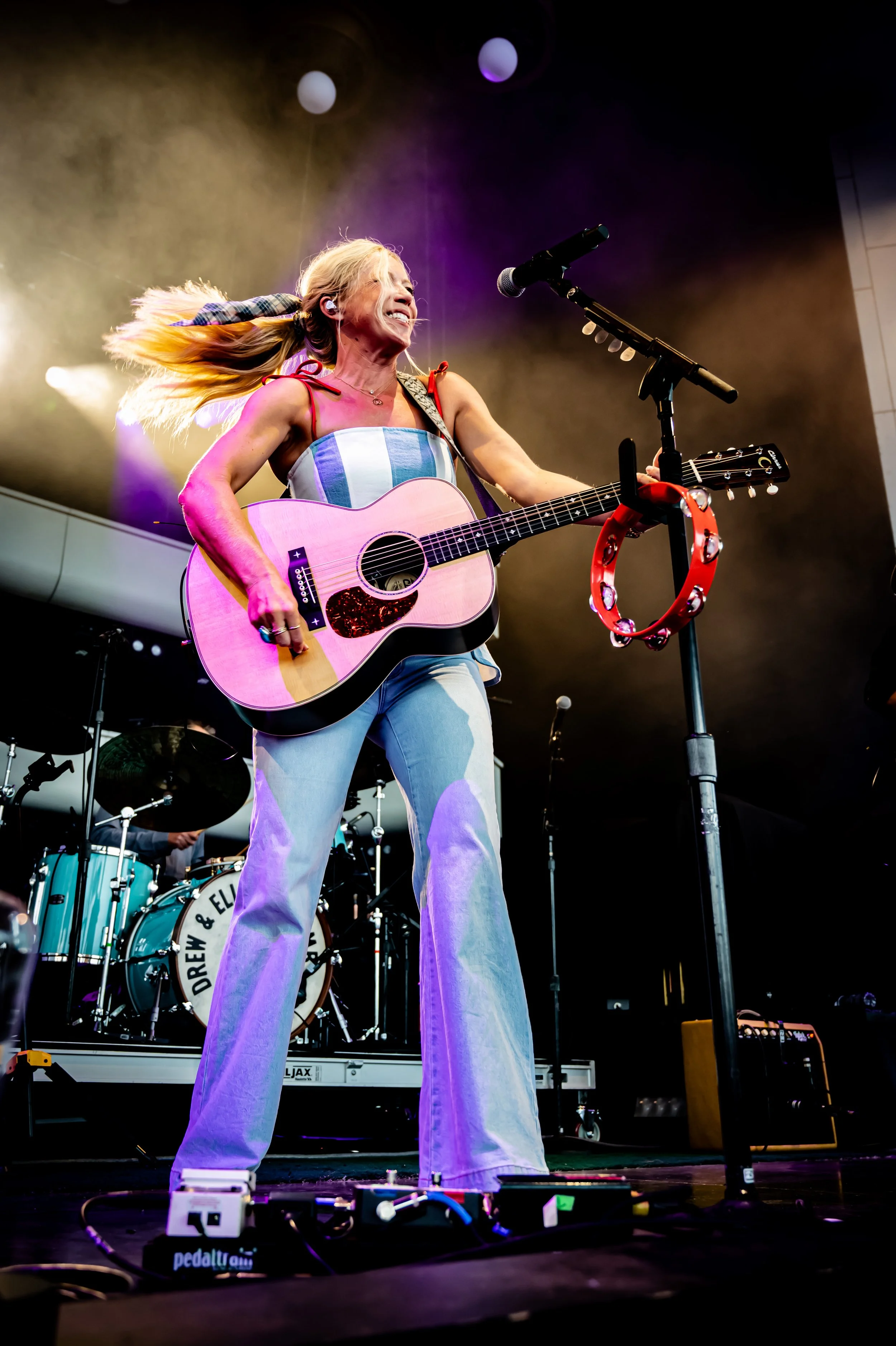 Drew & Ellie Holcomb_0173_24-70.jpg