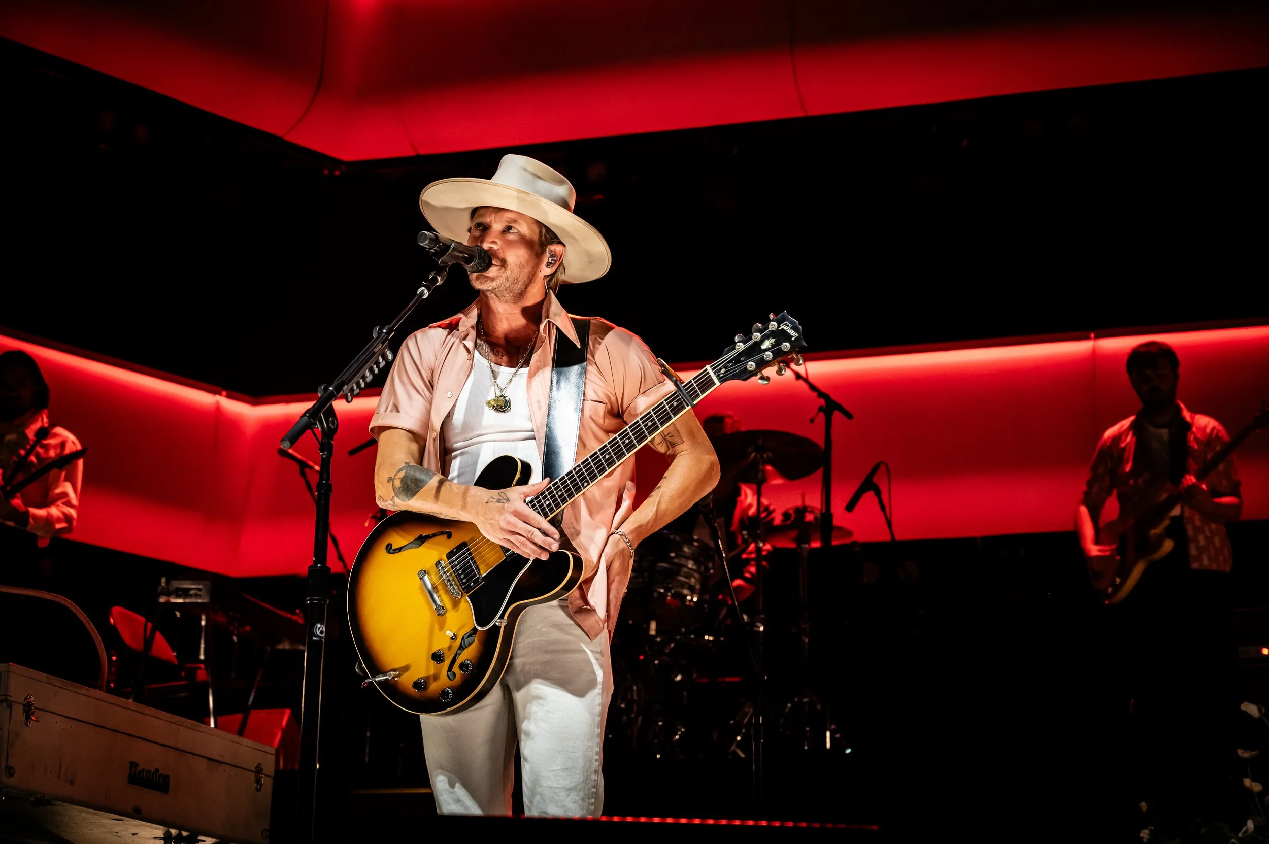 NEEDTOBREATHE_0281_24-70.jpg