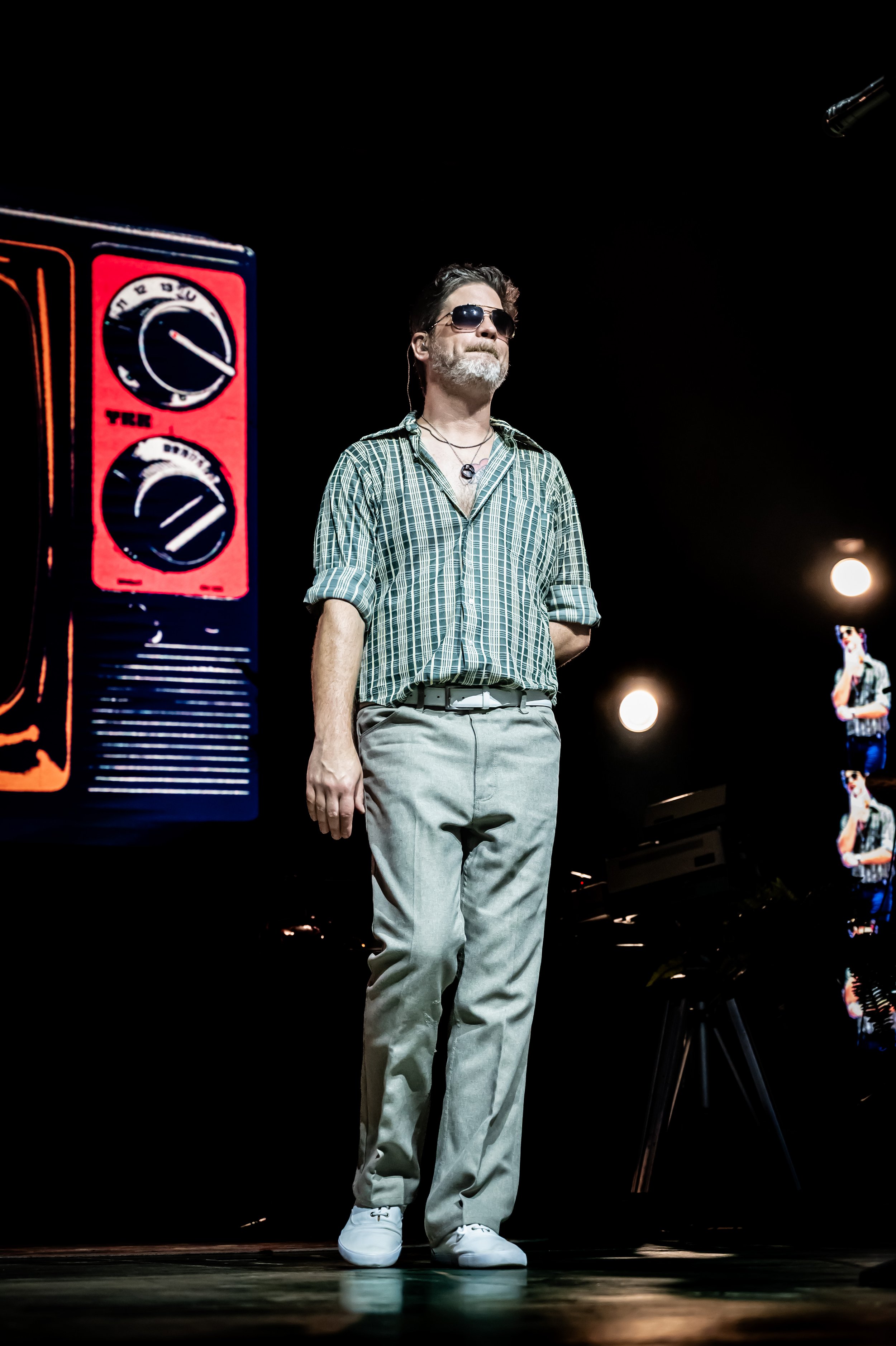 Yacht Rock Revue_0011_24-70.jpg