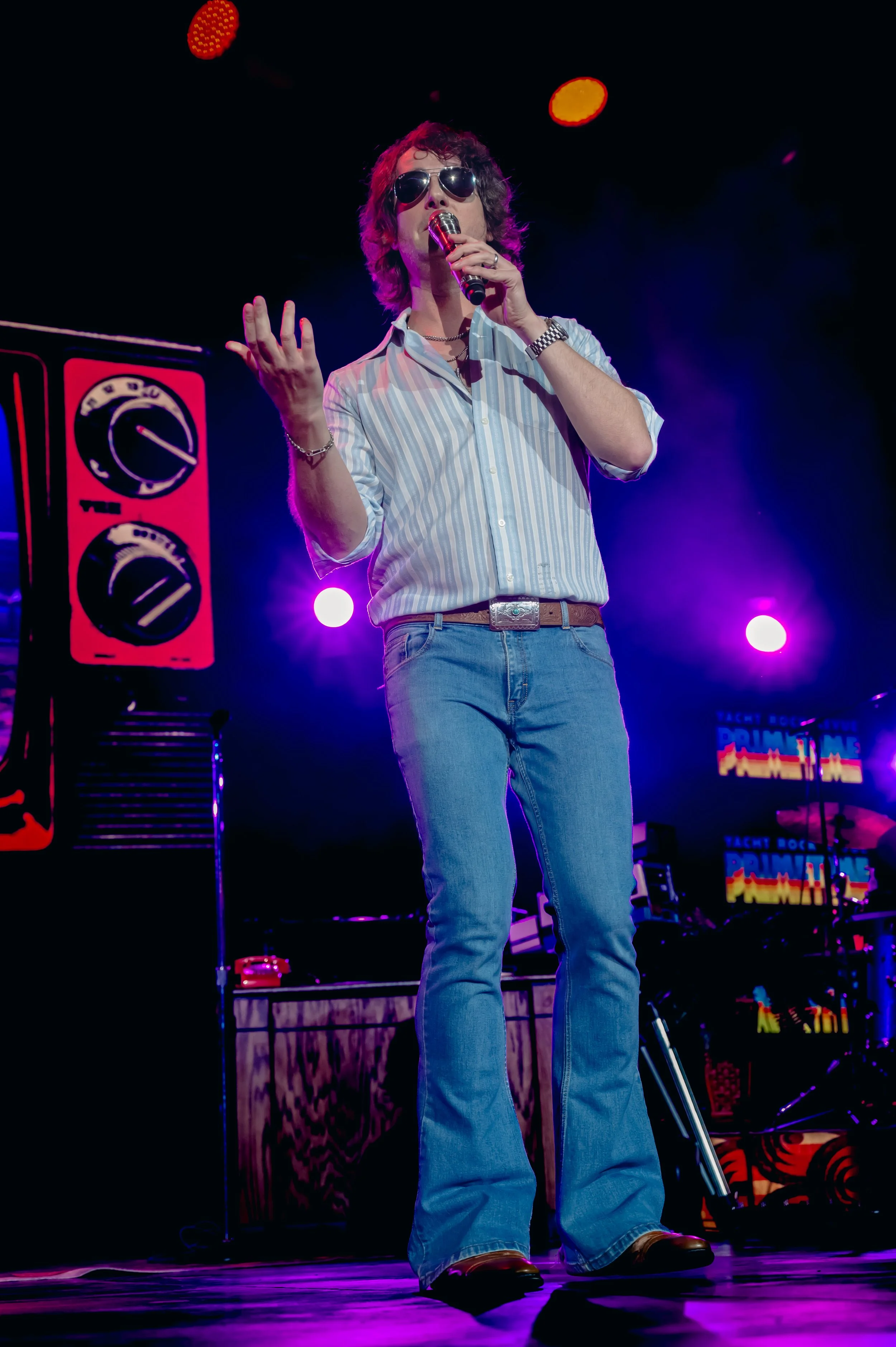 Yacht Rock Revue_0042_24-70.jpg