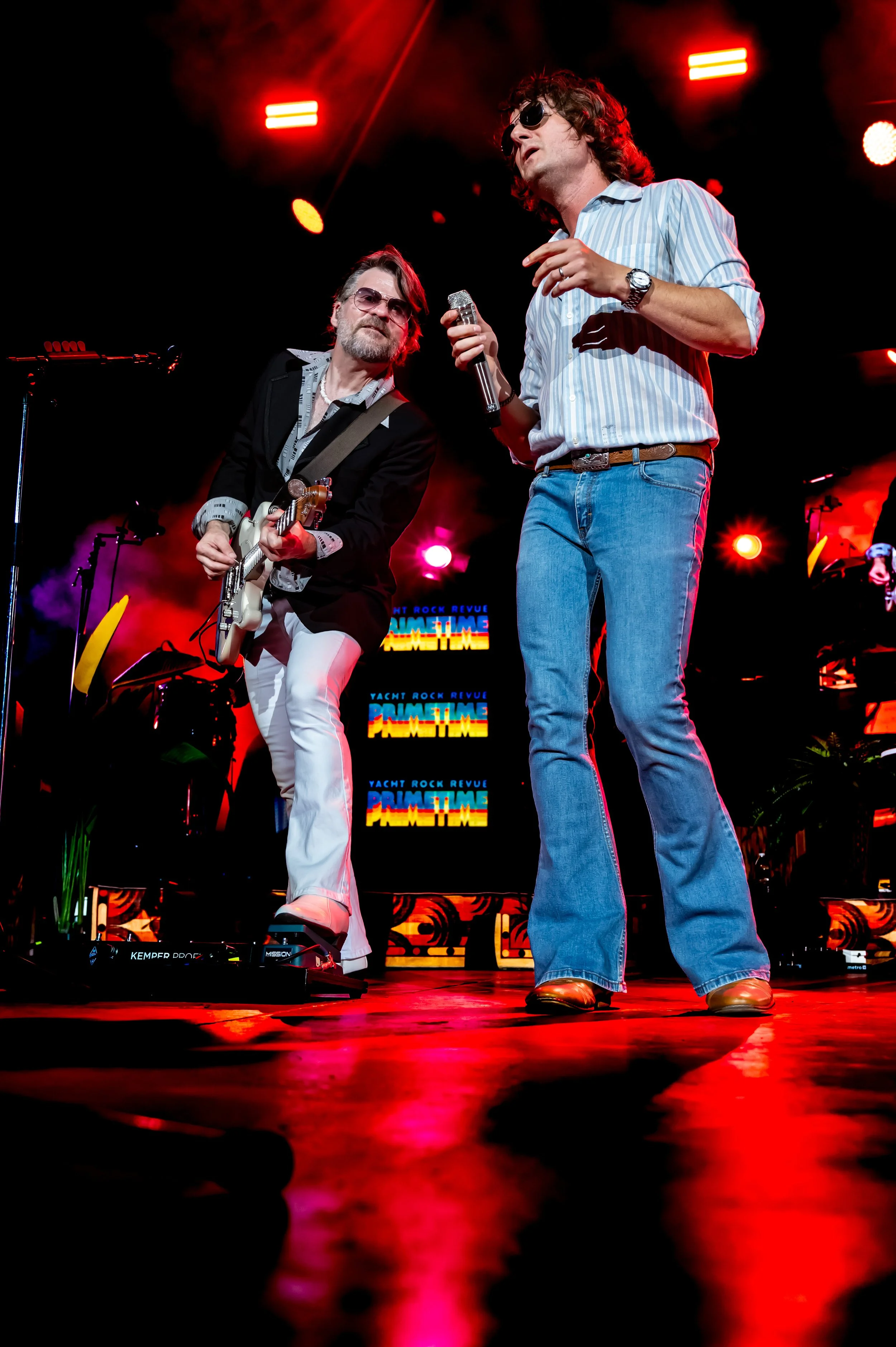 Yacht Rock Revue_0062_24-70.jpg