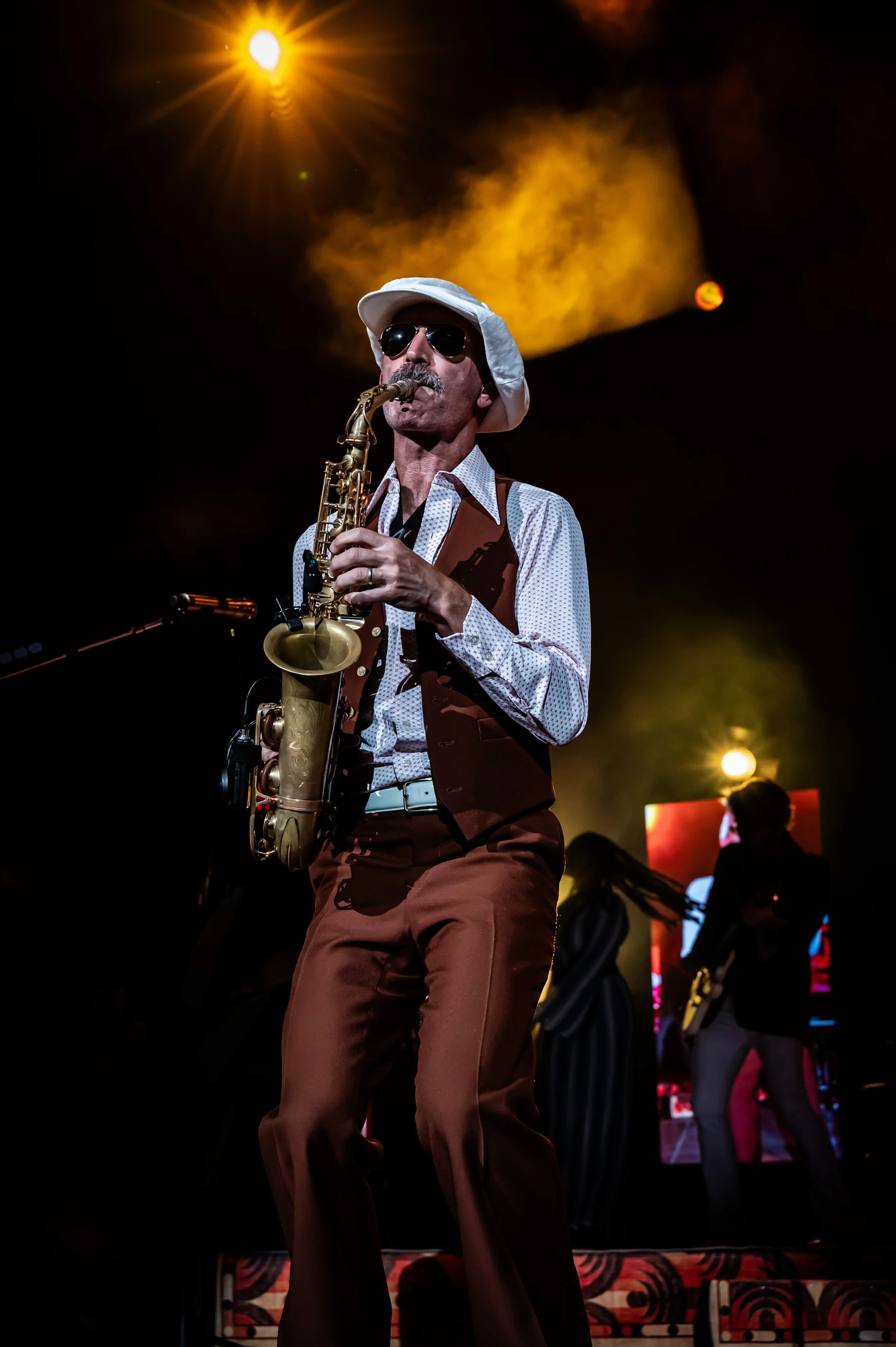 Yacht Rock Revue_0163_24-70.jpg