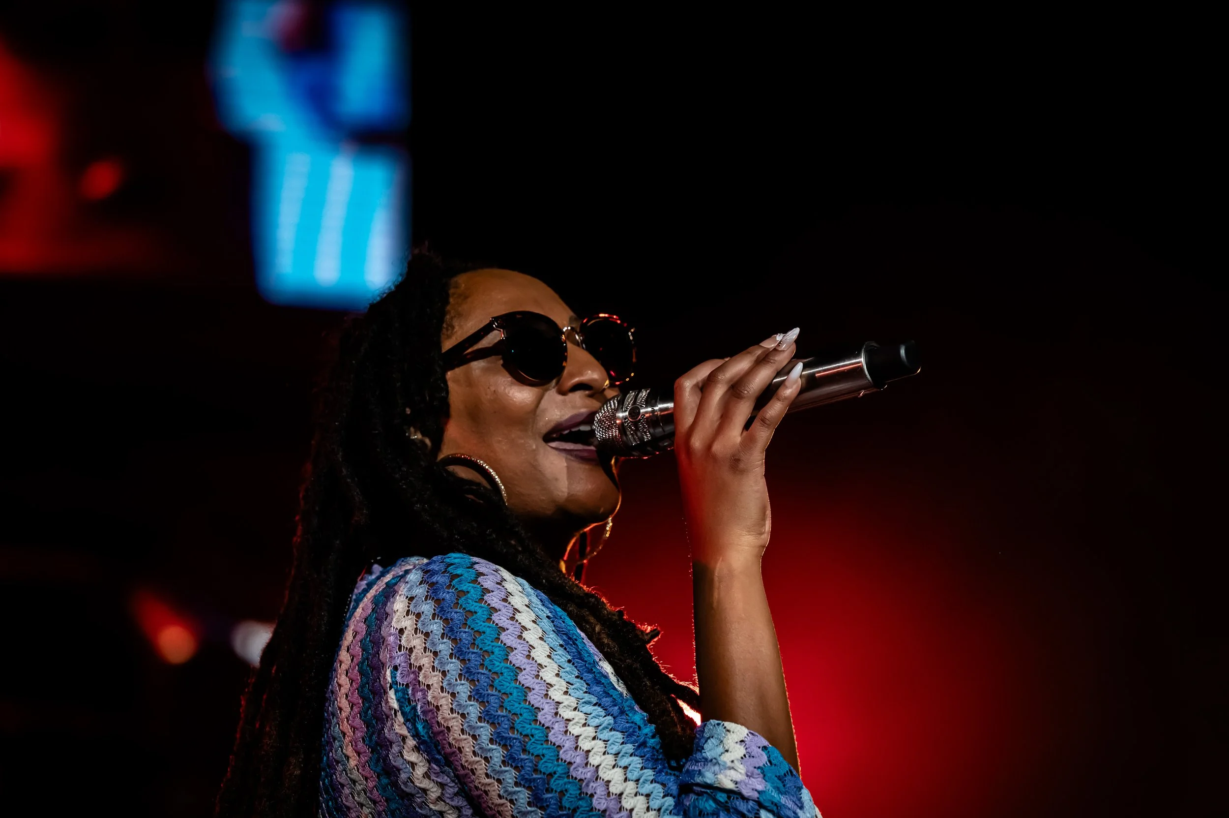 Yacht Rock Revue_0195_70-200.jpg