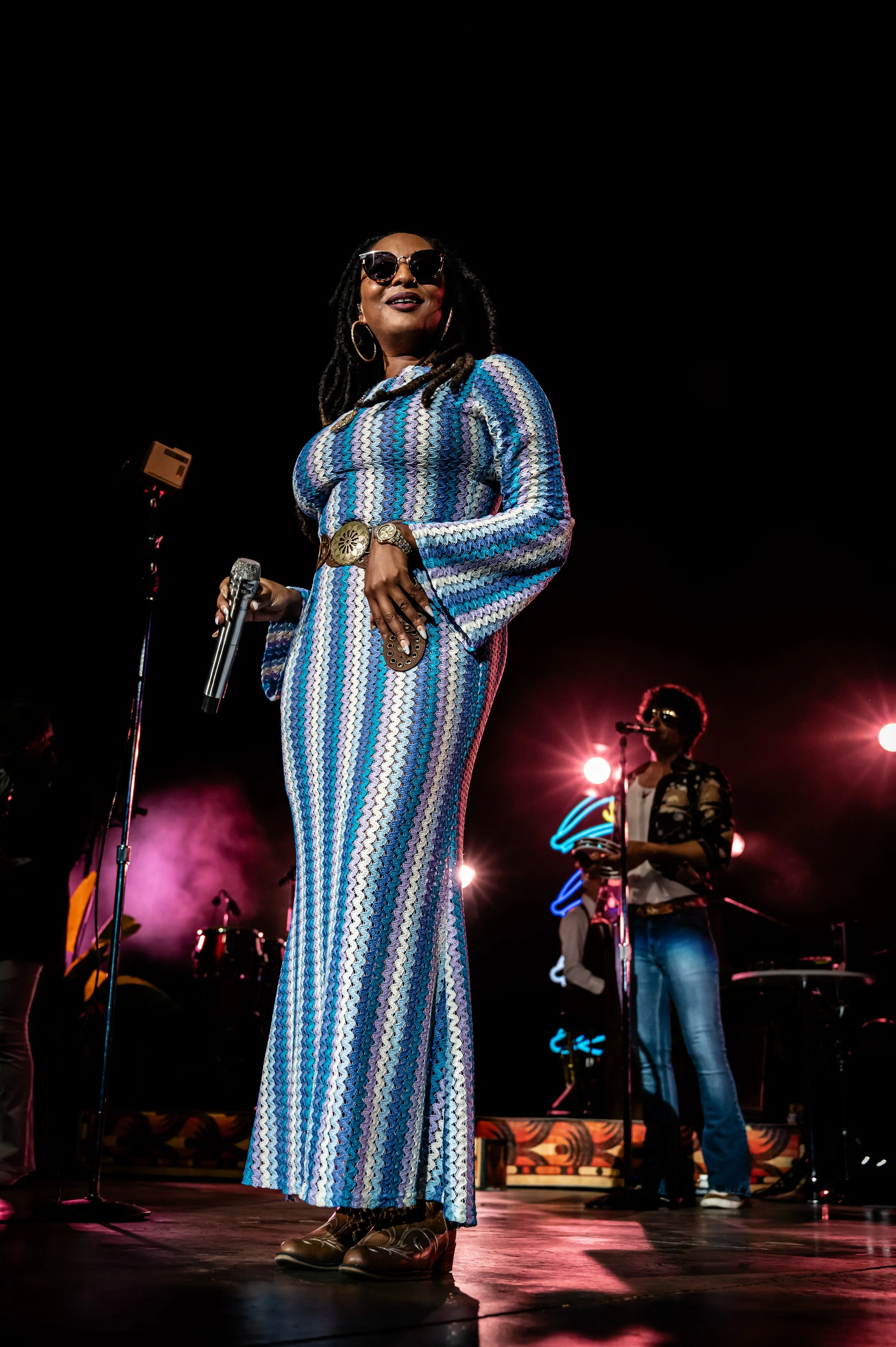 Yacht Rock Revue_0364_24-70.jpg
