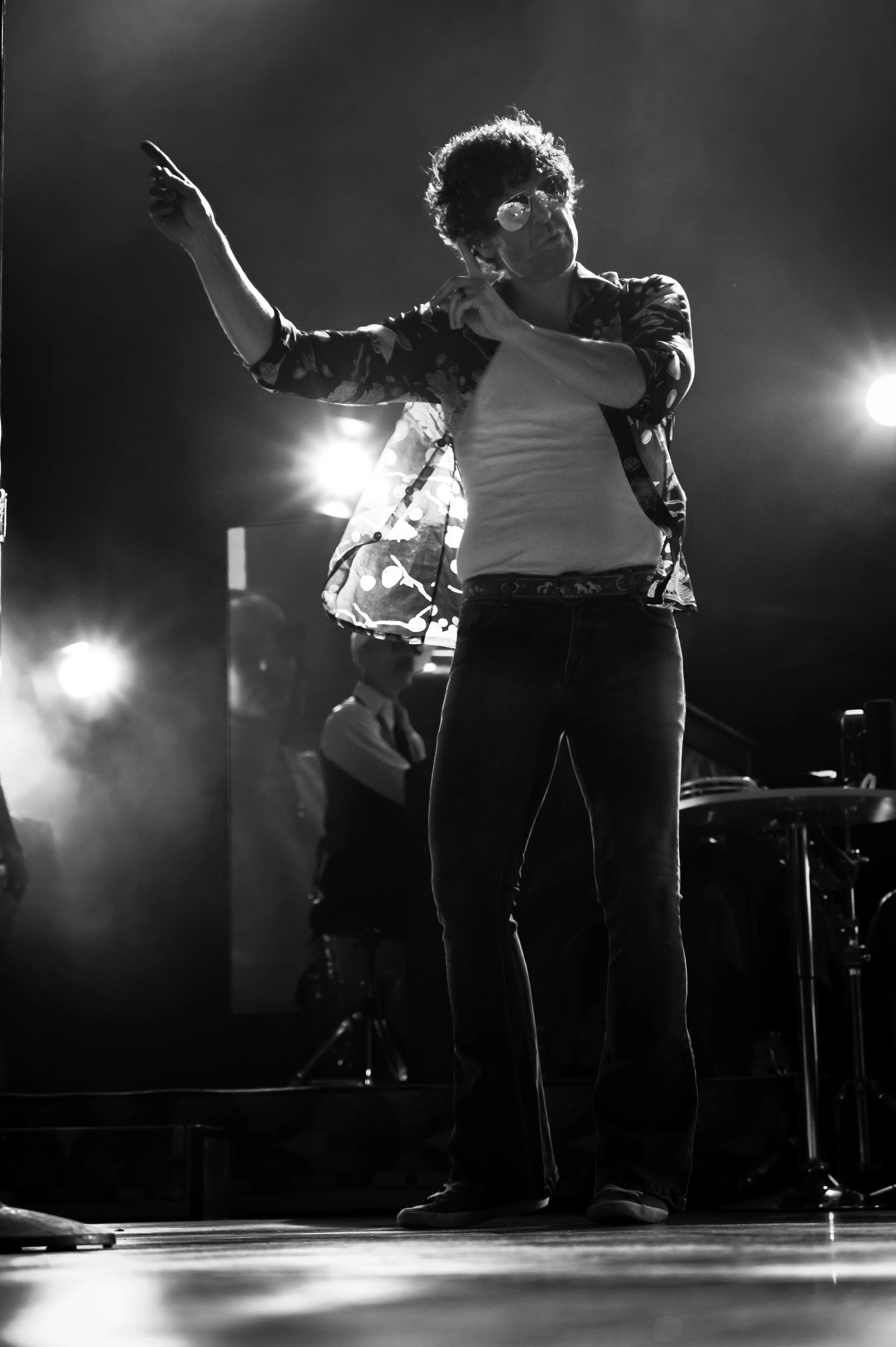 Yacht Rock Revue_0404_24-70.jpg