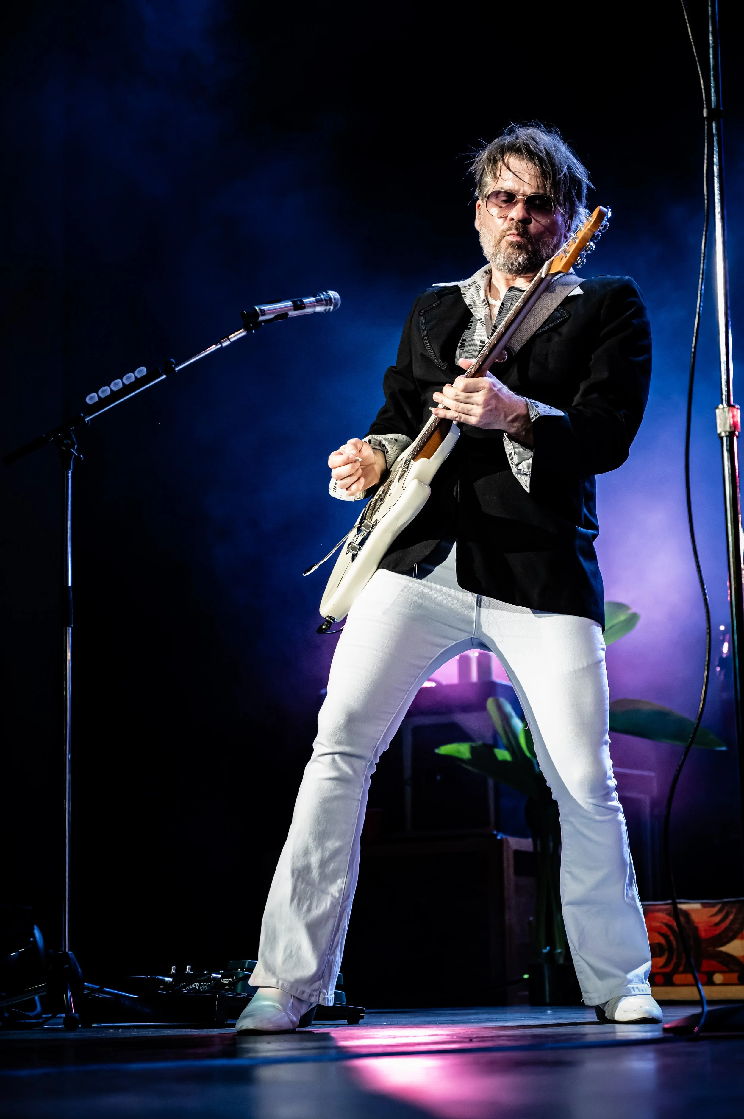 Yacht Rock Revue_0417_24-70.jpg