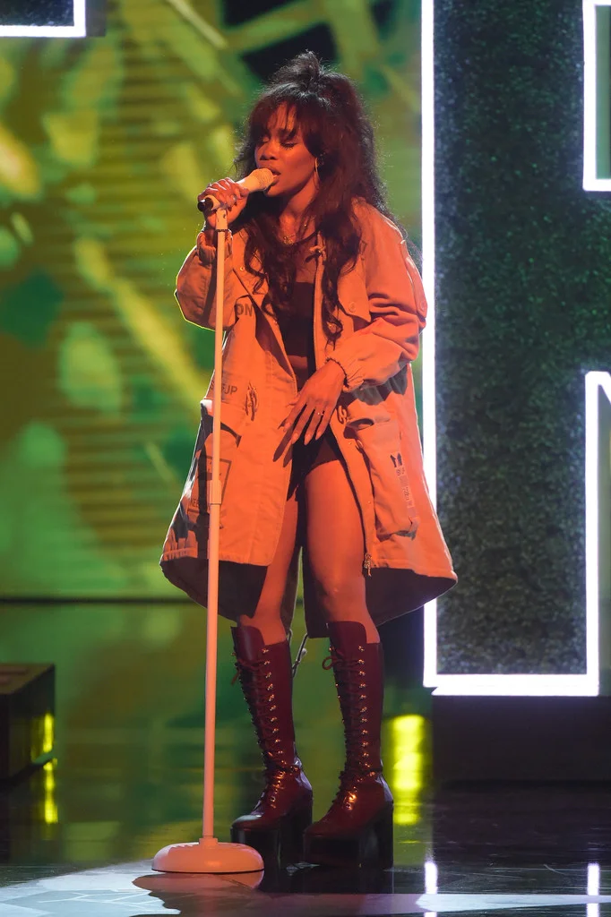 SZA+Black+Girls+Rock+2017+Show+P2mwlWg4idhx.jpg