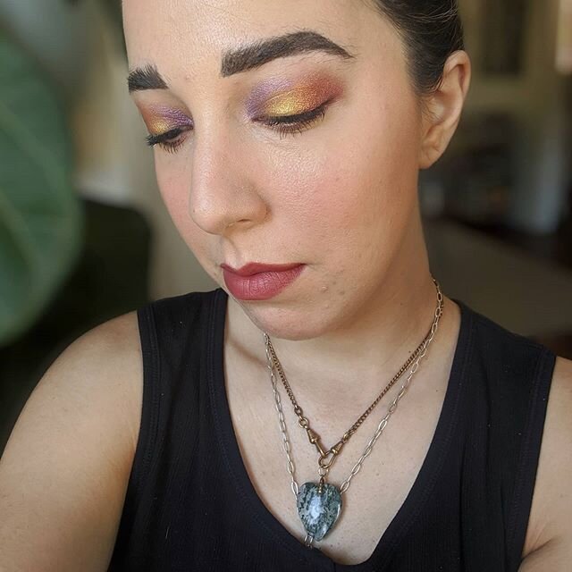 Feeling like a goddamn firebird 🔥🦜 For today's #twoweeksonepalette challenge look I went semi-tie dye, semi tri-force, and completely shimmery. I mixed Strawberry, Firefly and Confetti (the sparkly red, yellow and purple shades respectively) from t