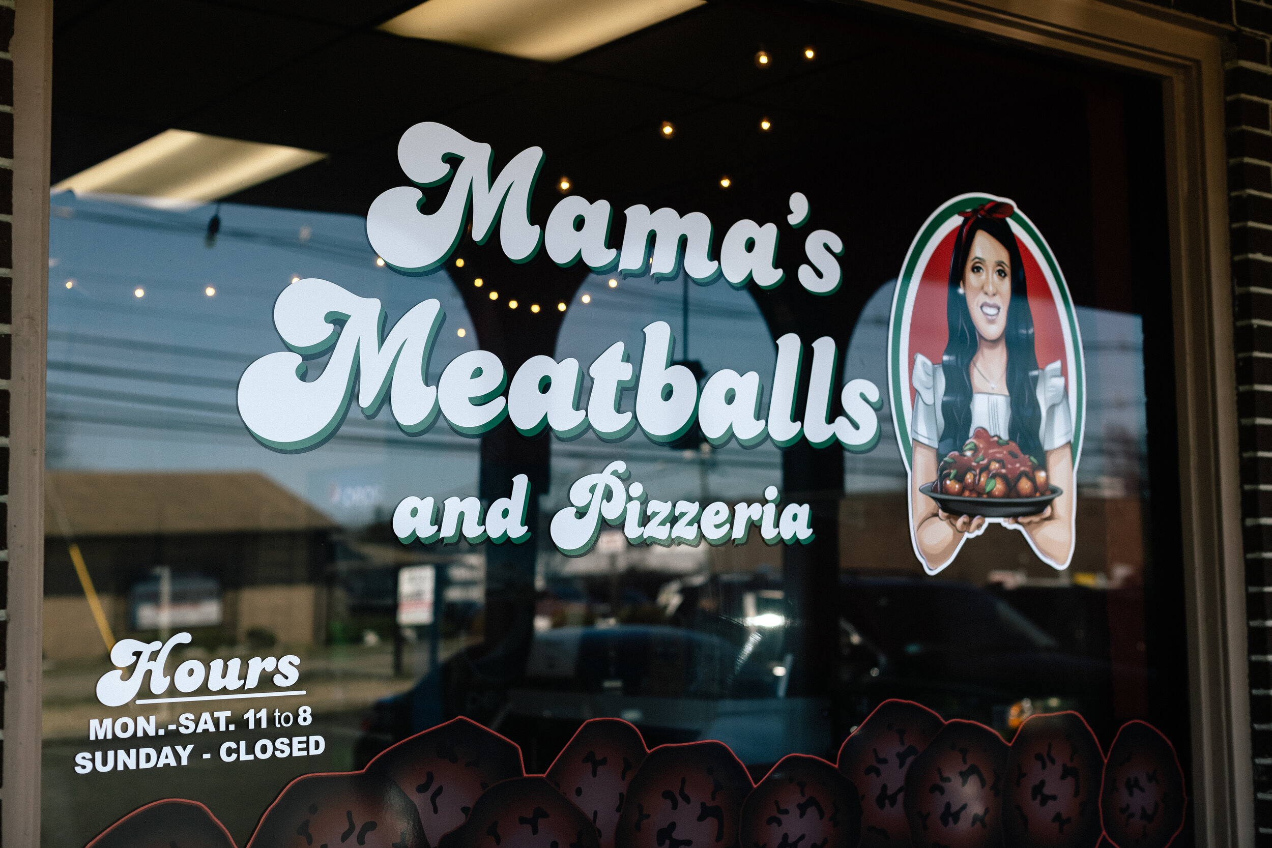 Mama's Meatballs and Pizzeria