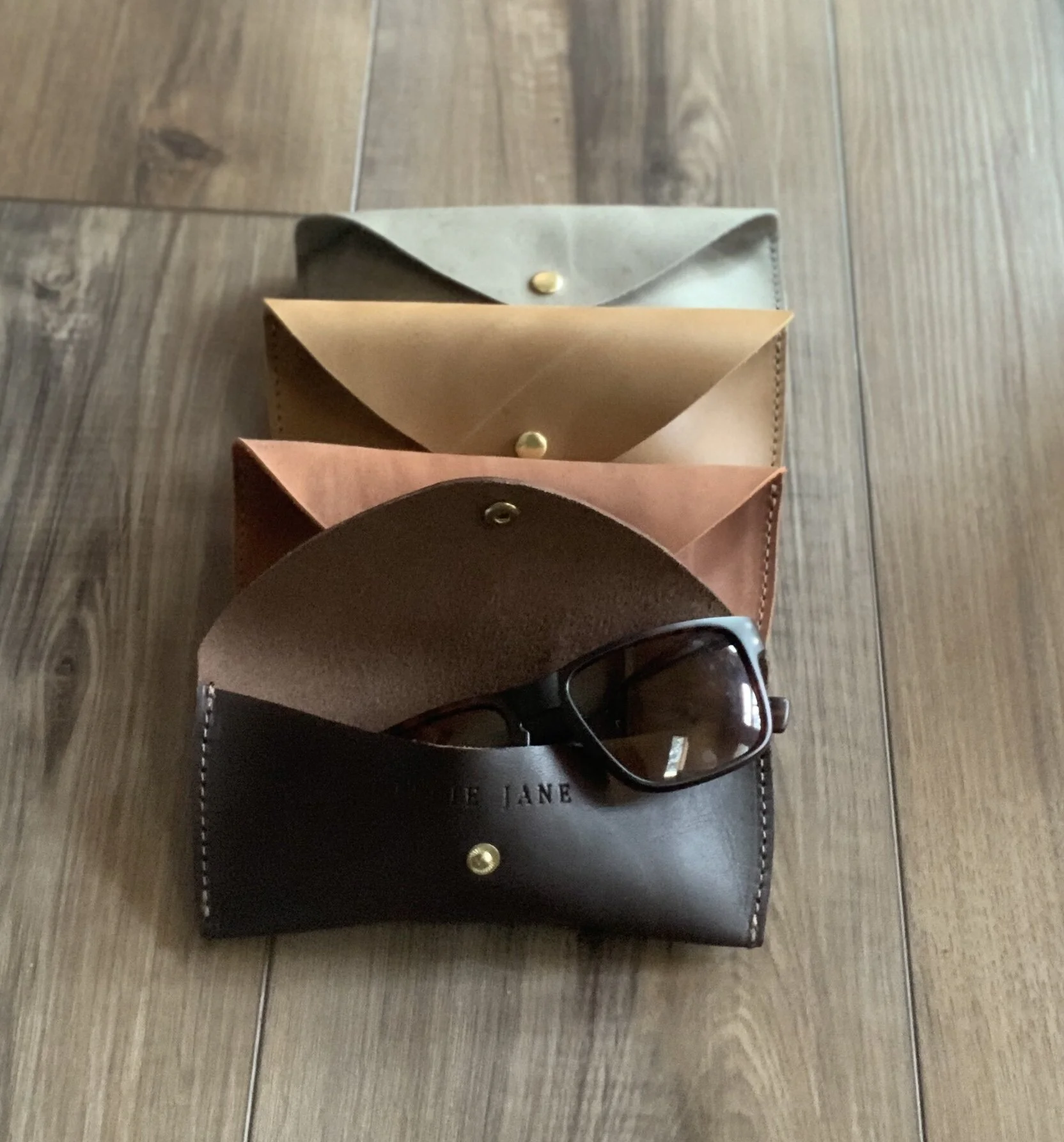 35CDDA64-A183-48AD-B82A-1CC583281FDB