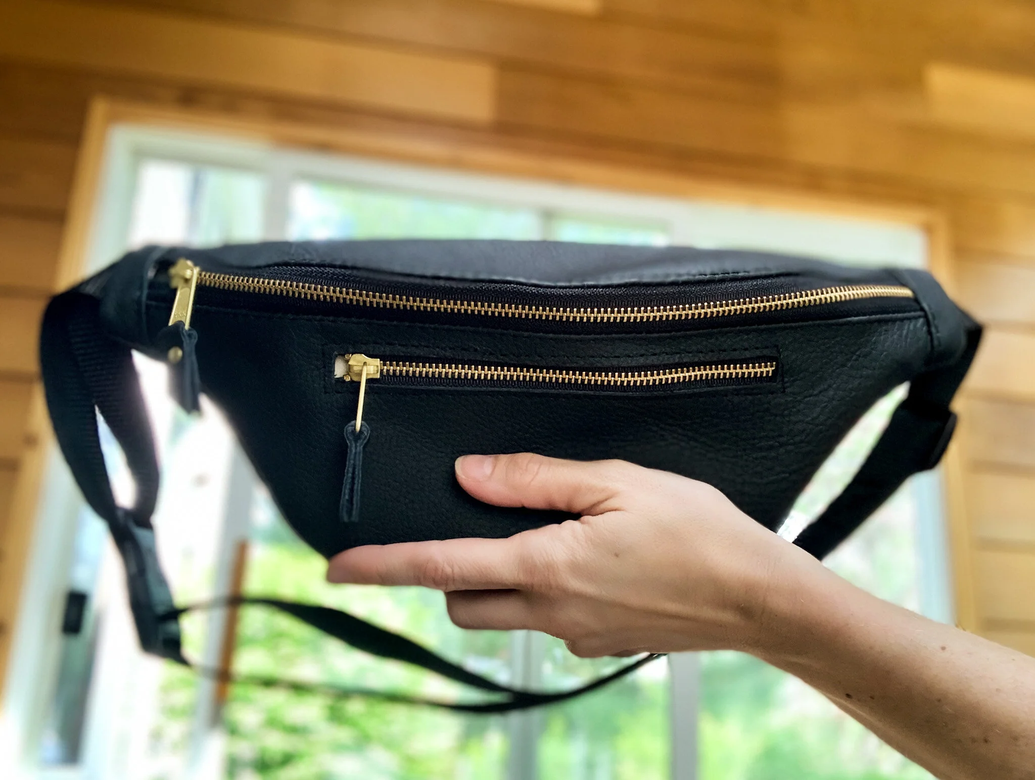 02639004-640C-4B76-A5E5-ED67C7937279