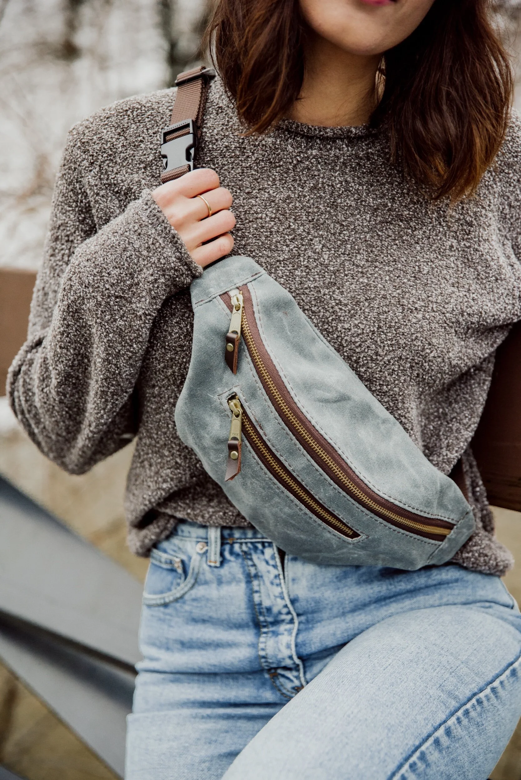 111DC7B2-F703-4DA1-BFE2-ECCFDFE26C66