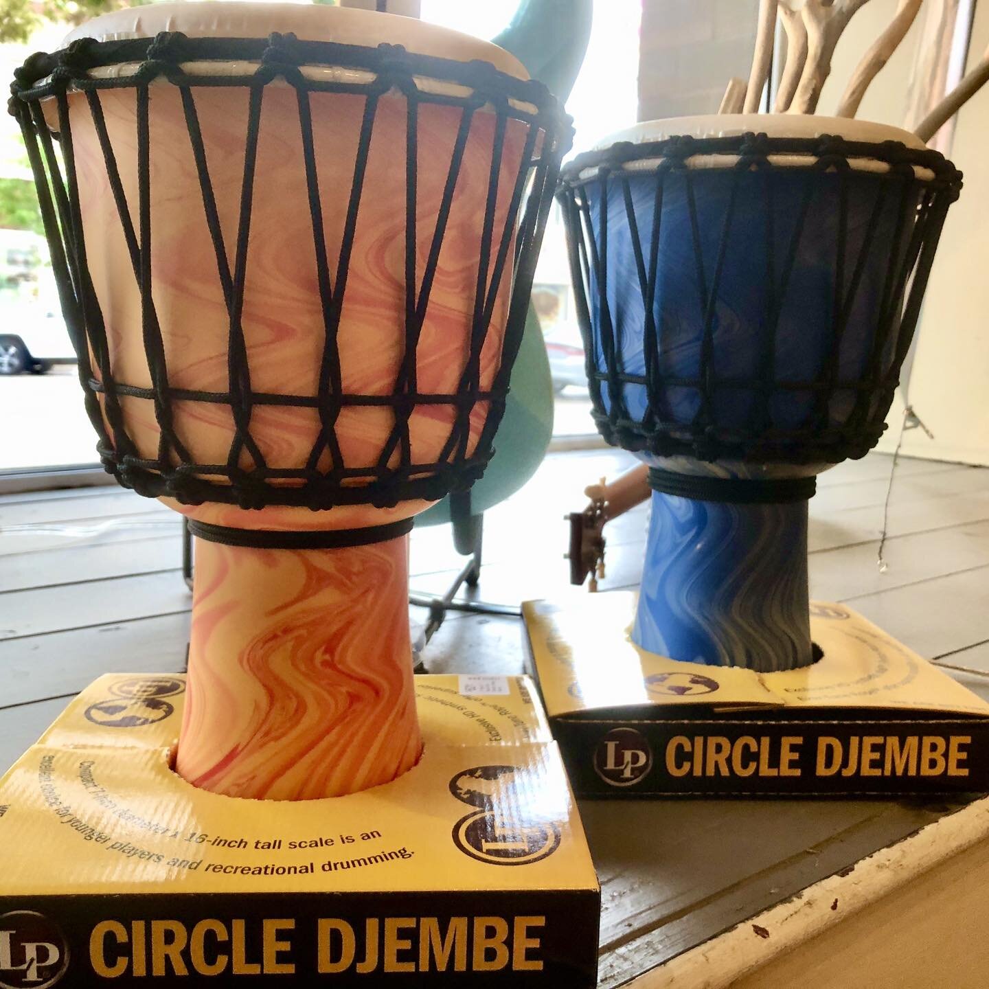 It&rsquo;s drum circle season! The World 7-inch Rope Circle Djembe from Latin Percussion is a wonderful percussion instrument that features stage-ready design and incredible tone. This lightweight djembe is made from LP's exclusive HD material, makin