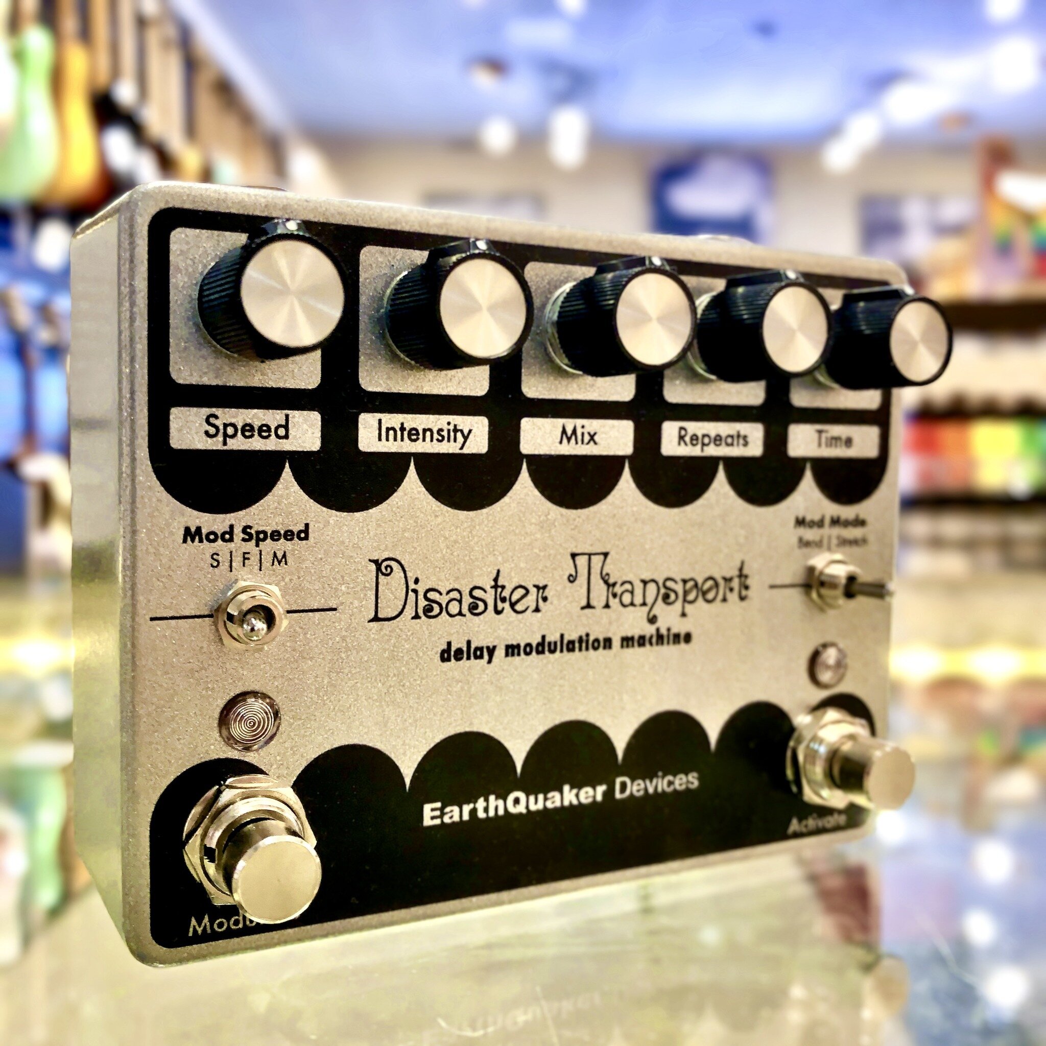 The EarthQuaker Devices Disaster Transport Legacy Reissue Delay Modulation Machine delay pedal is a reissue of one EQD&rsquo;s very first creations, an experimental but eminently usable modulation-heavy, analog-style delay. The delay section has been