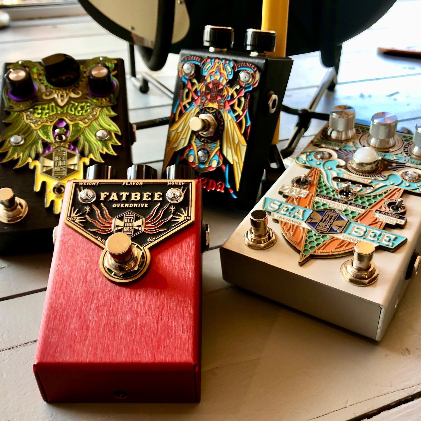 The Bees have landed!

We have been blown away by the creative and inspiring gems that have just arrived from Beetronics FX! Handmade in California, these pedals are incredibly designed and built, and look like steampunk Pirate Treasure! Even the ins