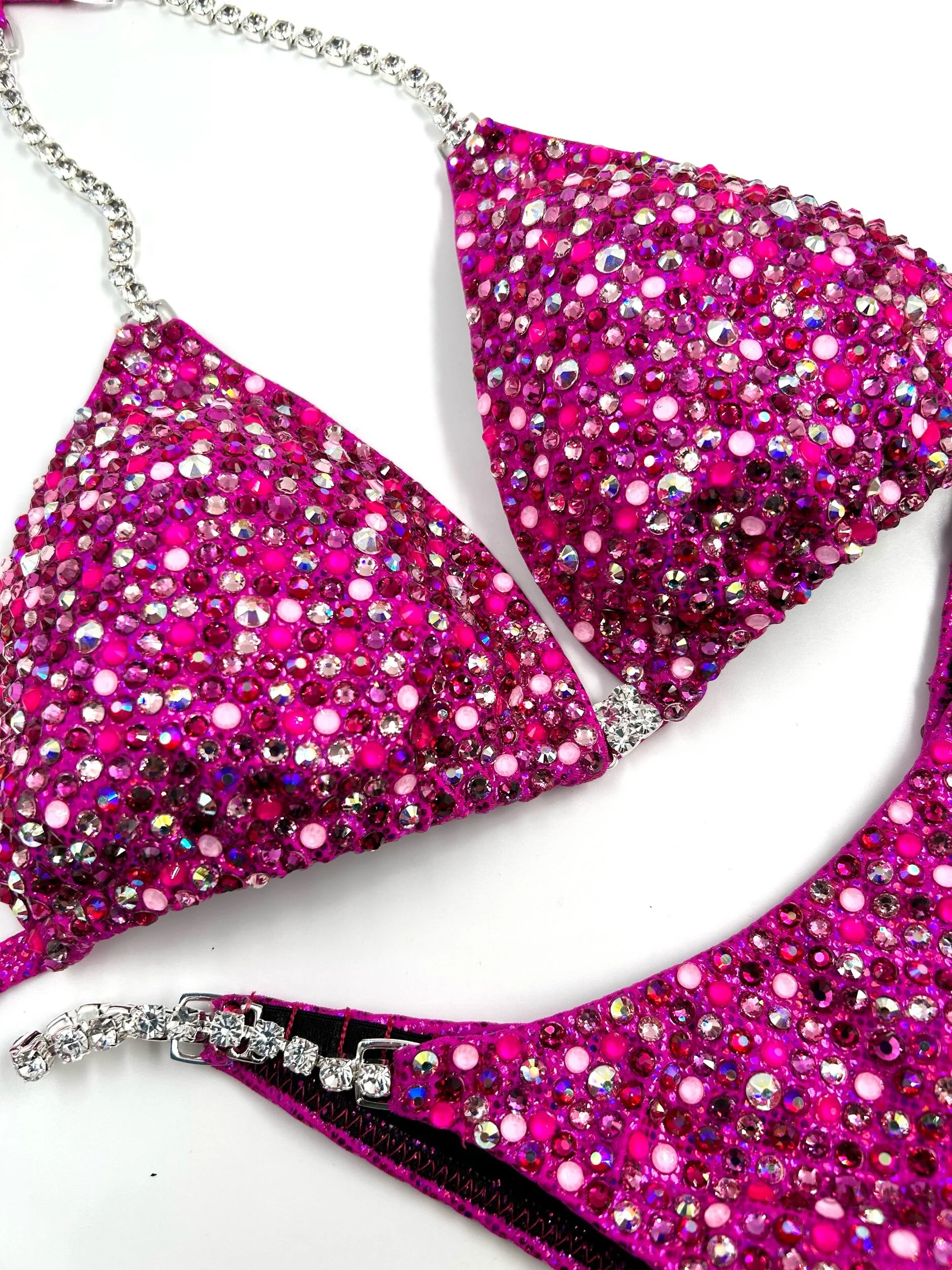 965098A7-645B-4255-8F69-E58EF62A2430