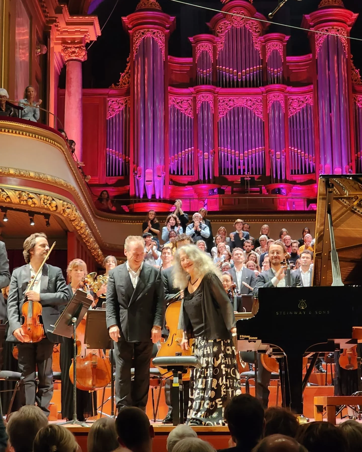 Had a great time in Geneva, dropped by Basel on my way catching up with a friend, then voila, Oct 17, A special day.
I think Beethoven first piano concerto is at its best when it is performed by dearest Martha - that sense of humor and C Major gravit