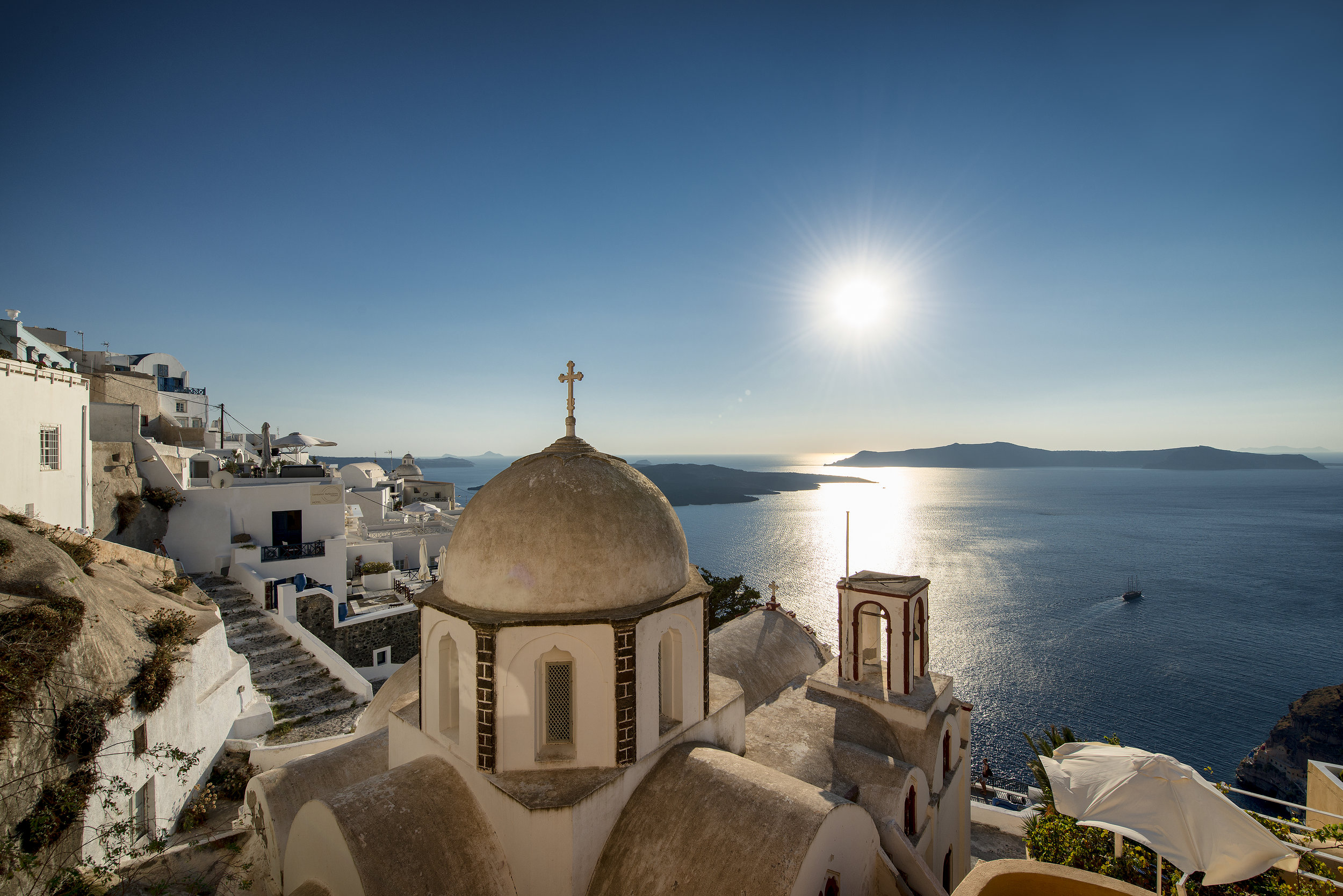 Fira on the island of Santorini Greece for LXRY-magazine