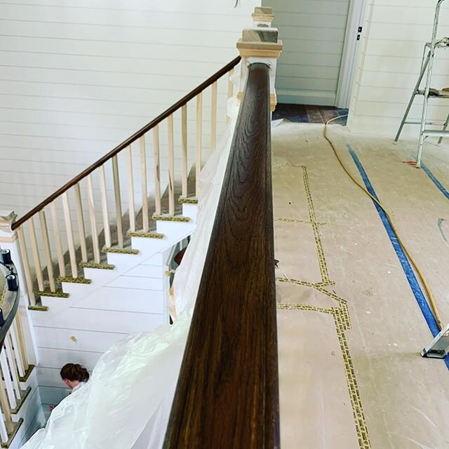 Beautiful stained oak hand railing by who we call the &ldquo;finisher&rdquo; on the team; Sam! Sansin early American with a glacier Clear coat! @sansincorp @muskokalumber #muskoka #portcarling #luxury #cottage #summer #deadlines #work #paintlife #pai