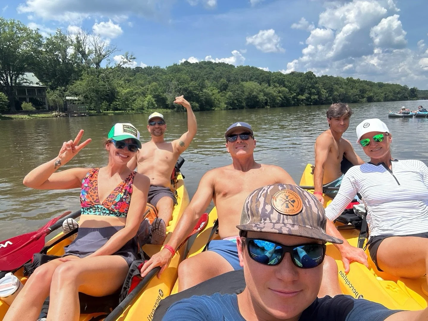 Such a fun weekend with this crew&mdash;we&rsquo;ll be laughing about this trip for years to come! 😅🏠🛶🎣 #goldendays