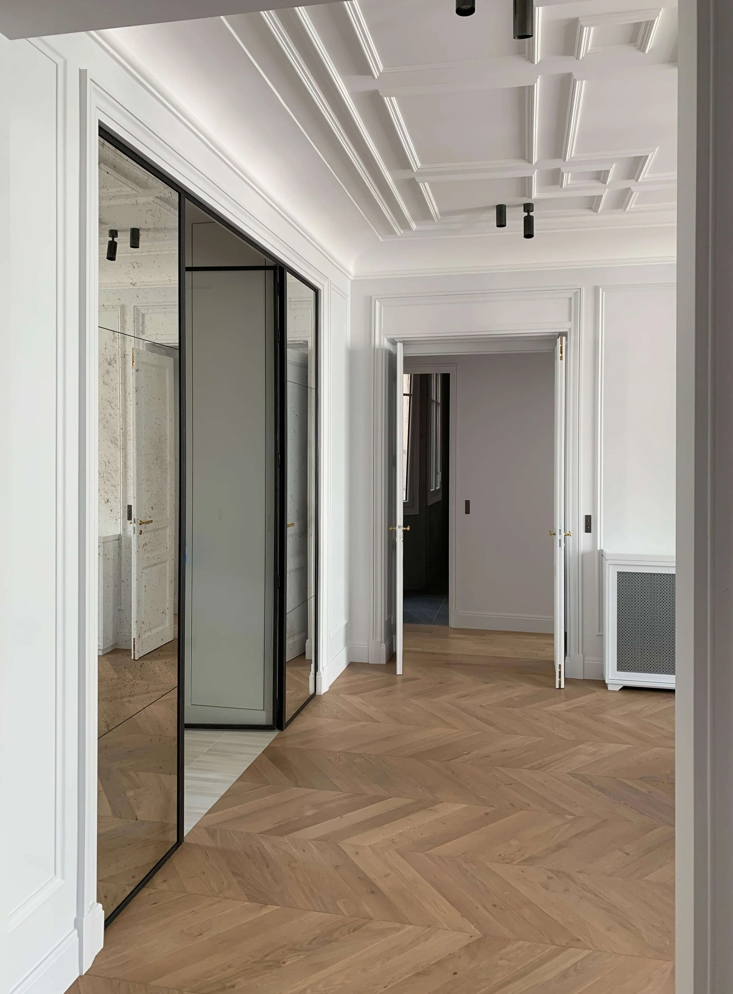 Un appartement haussmannien fraichement rénové avant l'arrivée de ses occupants