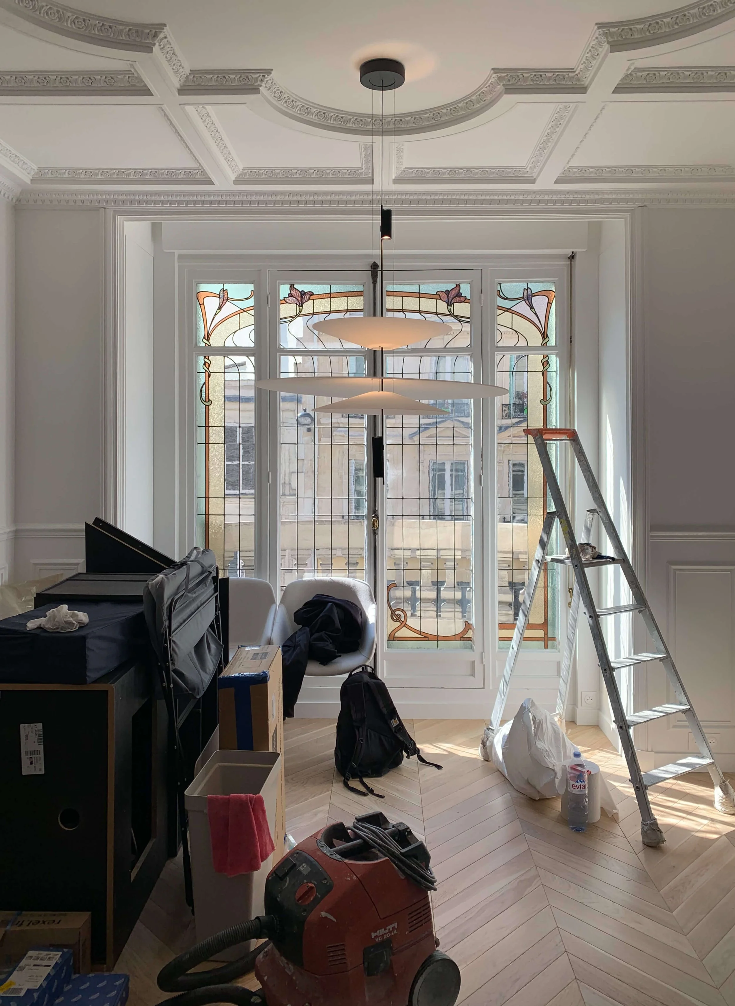 Finalisation des finitions dans un appartement haussmannien à Paris