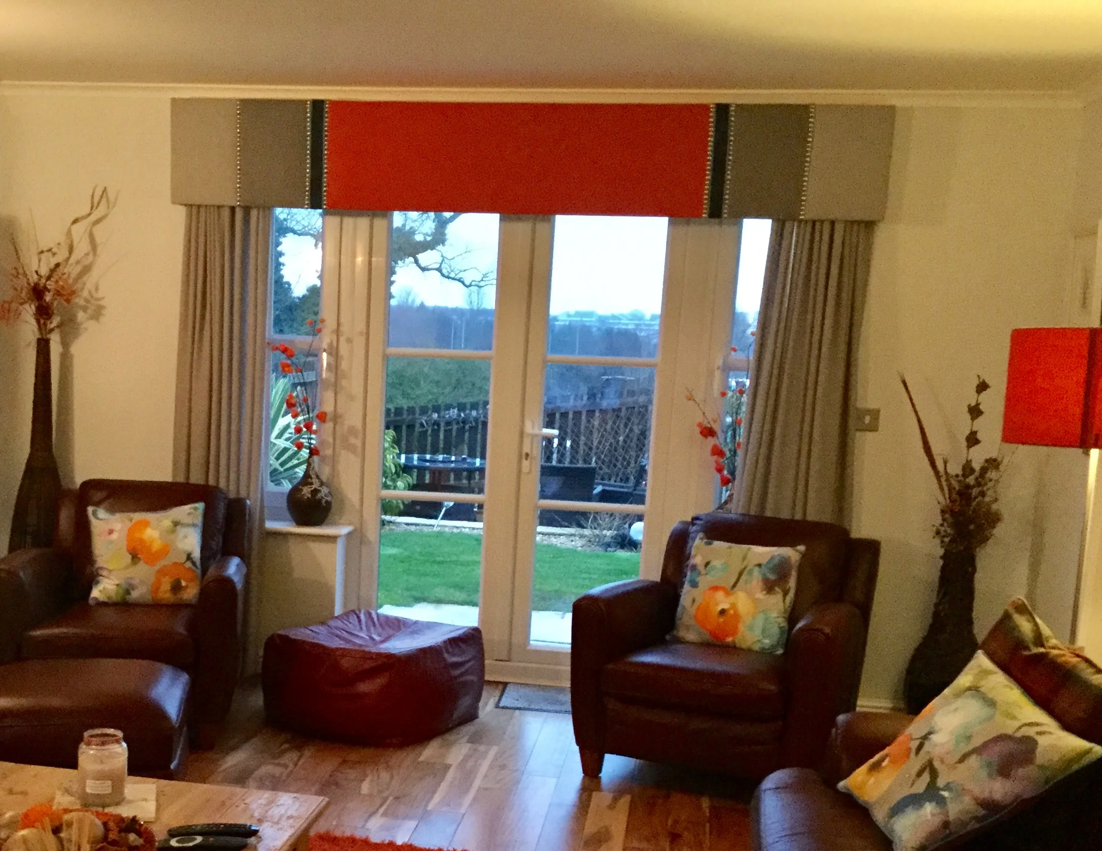 Pelmet with a light voile curtain