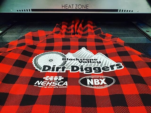 This one came out 🔥 on the new Buffalo Plaid hoodies from @independenttradingcompany !! Thank you to everyone ordering right now, we have an amazing community. 🙌
.
.
.
.
#thinklocal #screenprint #embroidery #customtees  #theprintlife #poweringthepr