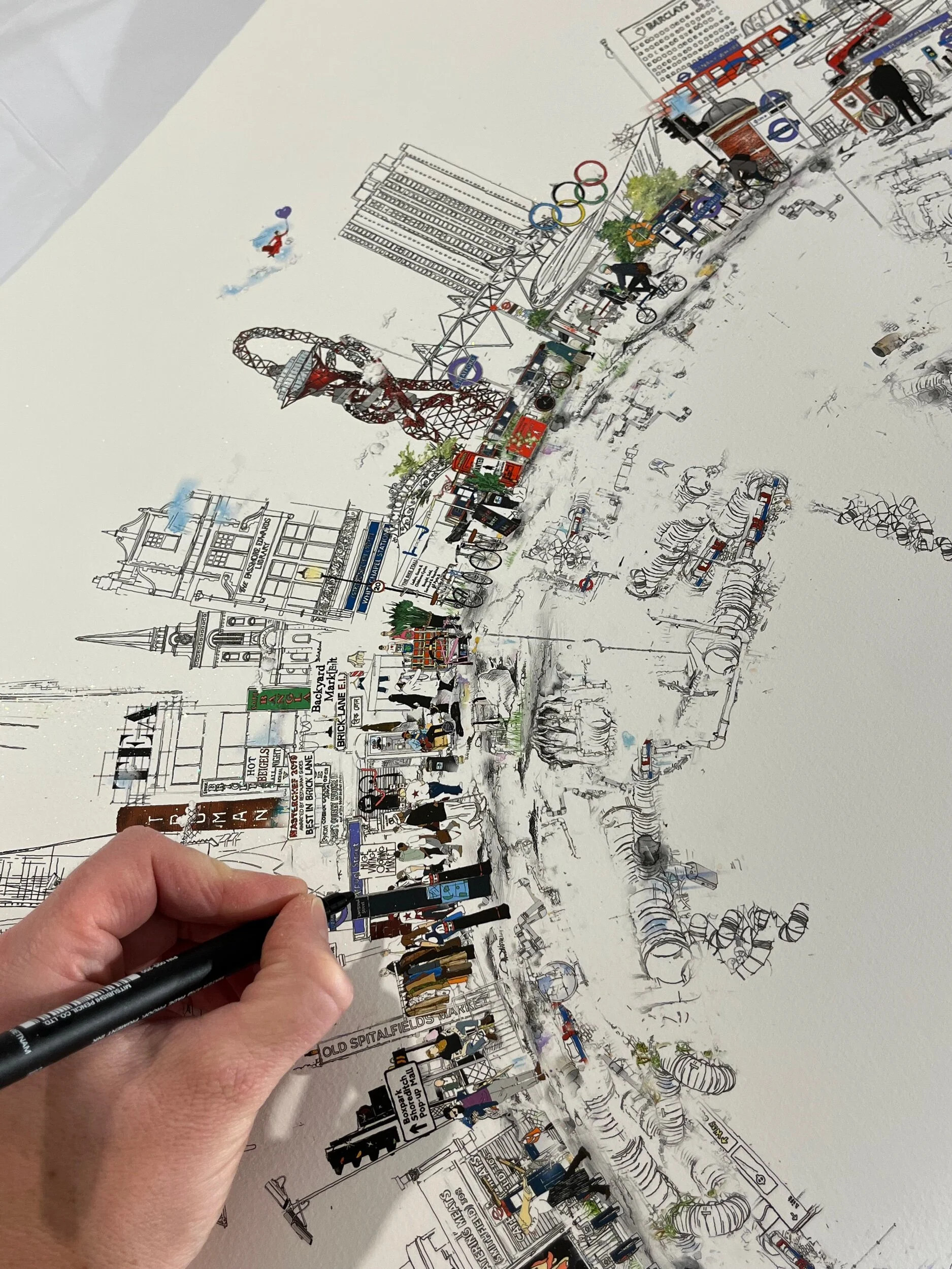 00A1901C-88E2-47A5-AB04-A4466E2B52CB