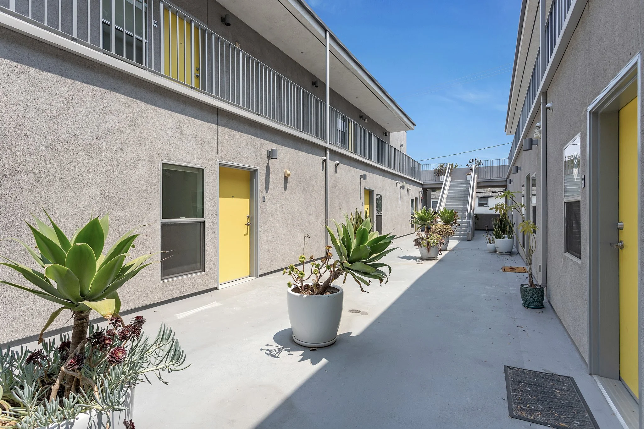 3992 Inglewood Blvd-39.jpg