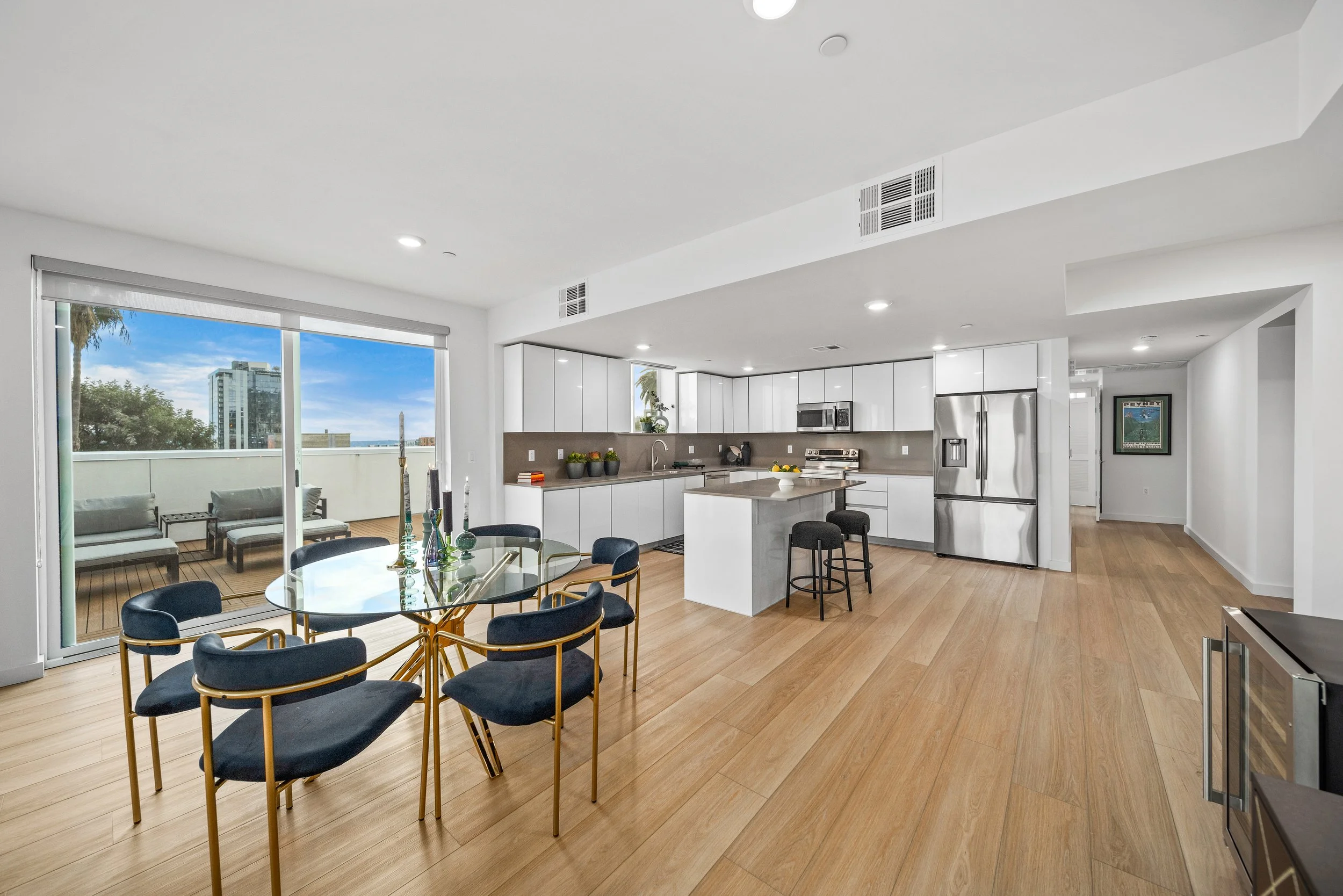1758 N Gower St-18.jpg