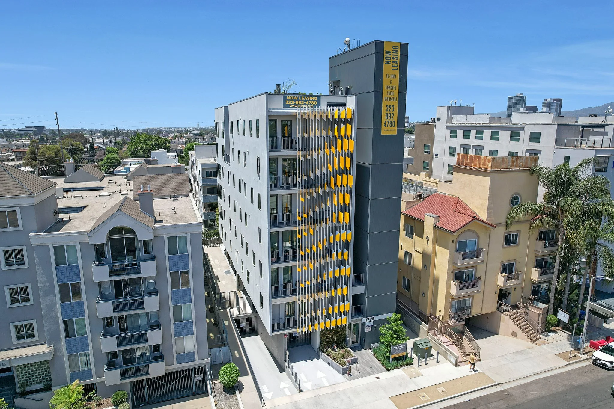 1775 Beloit Ave.-44.jpg
