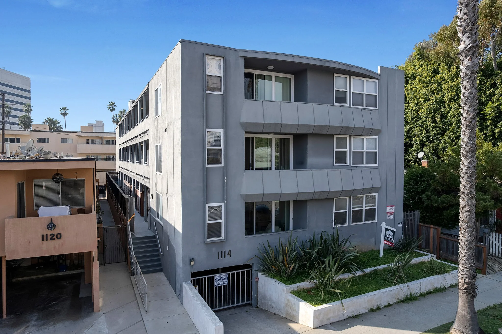 1114 6th St.-02.jpg