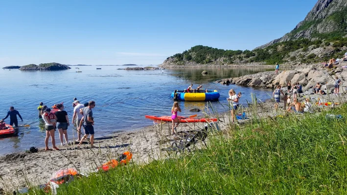 vanntrampolinesørbygdfestivalen.jpg