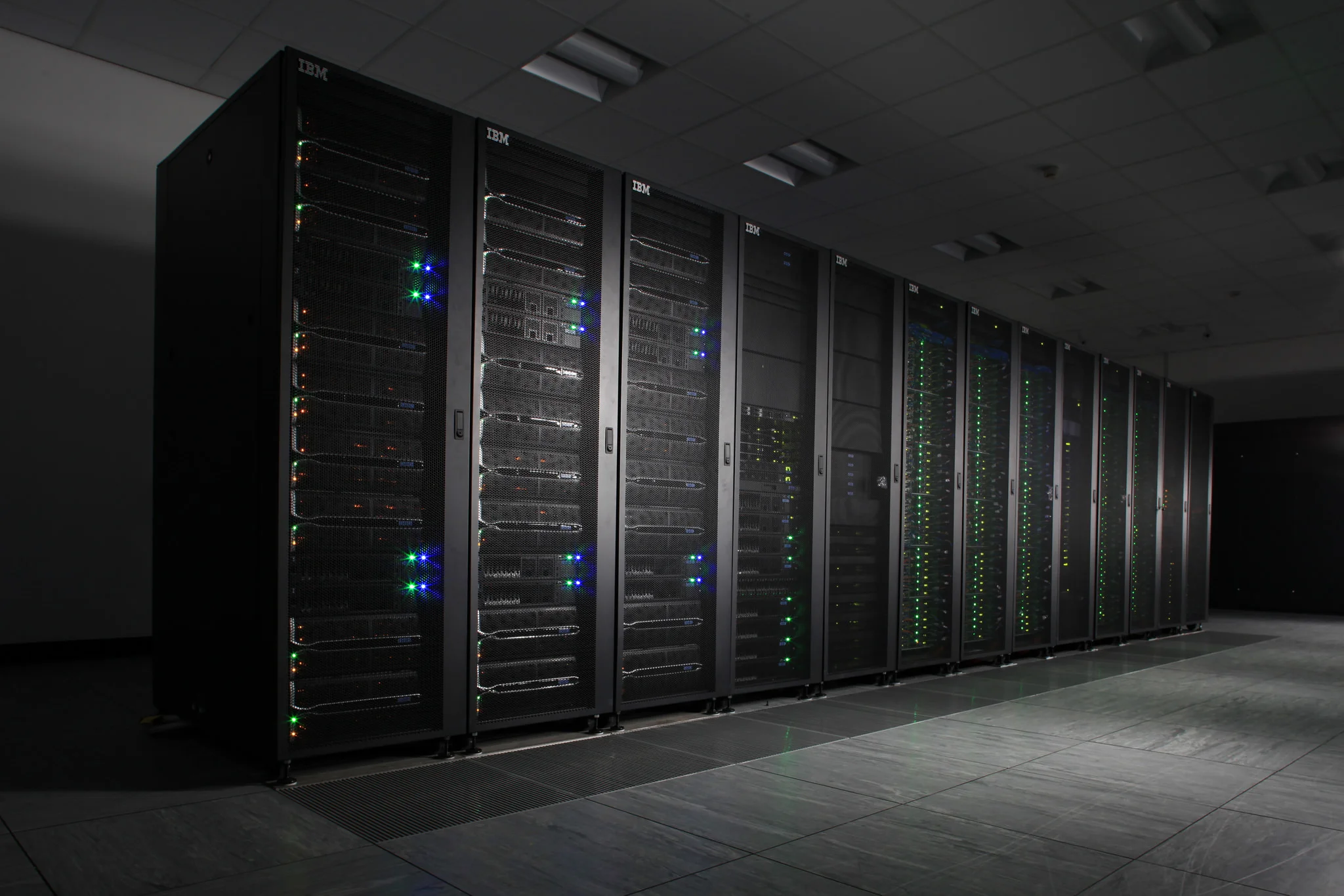 STFCdatacenter-1.jpg