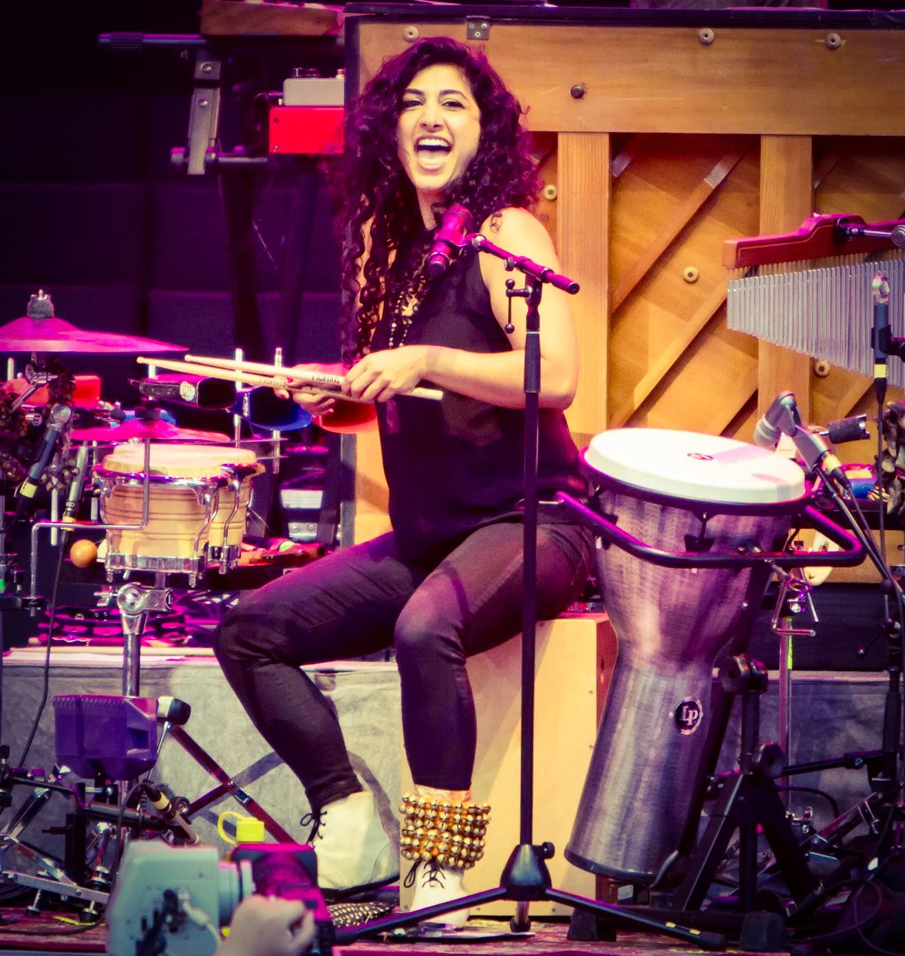 #60 Mona Tavakoli- Percussionist for Jason Mraz, Raining Jane and More!