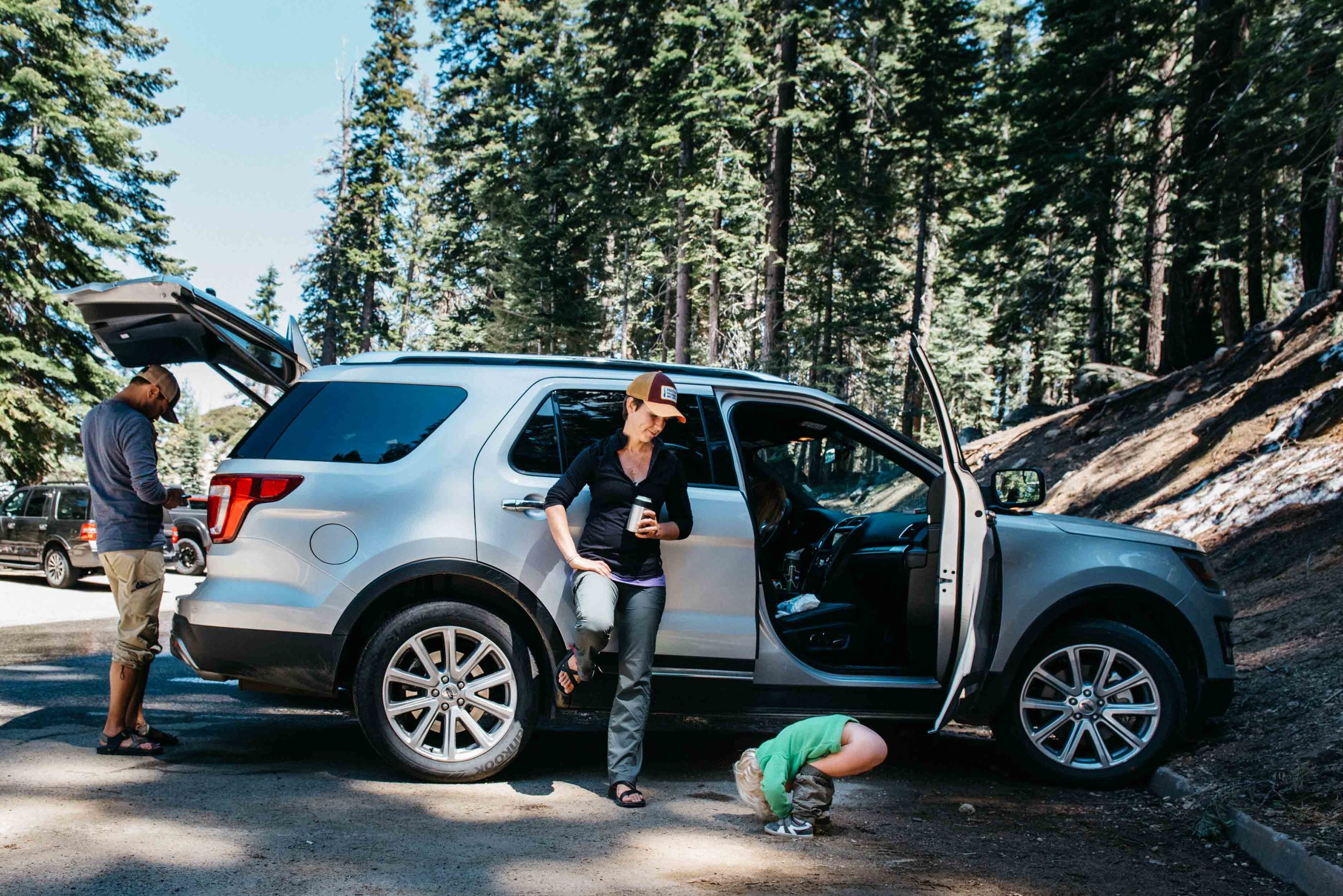 yosemite-potty-break-family-documentary-photographer.jpg