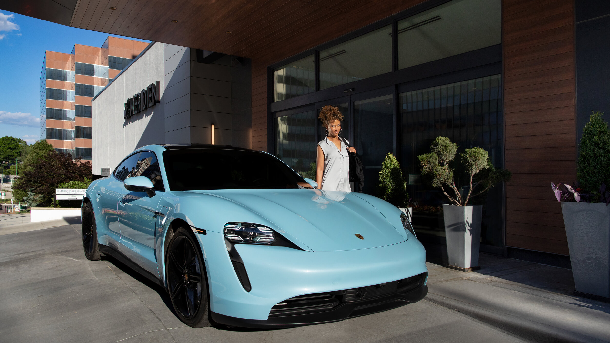 LLUMAR | SALES | SOCIAL.MEDIA 