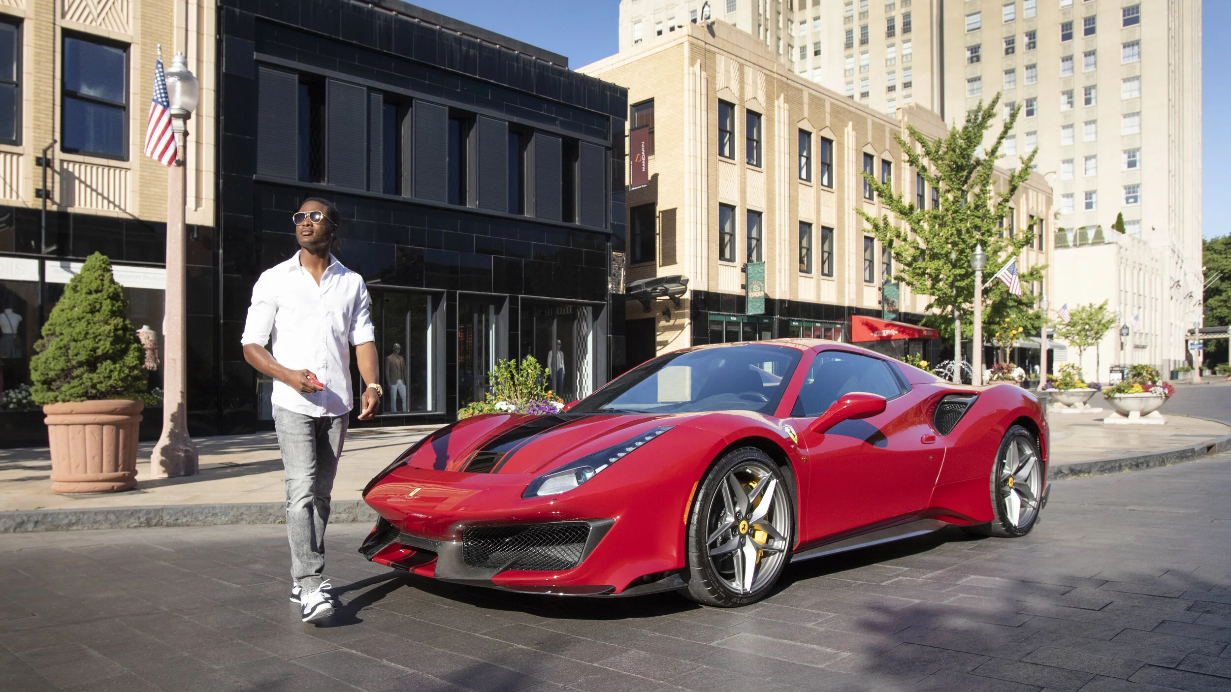 LLUMAR | SALES | SOCIAL.MEDIA 